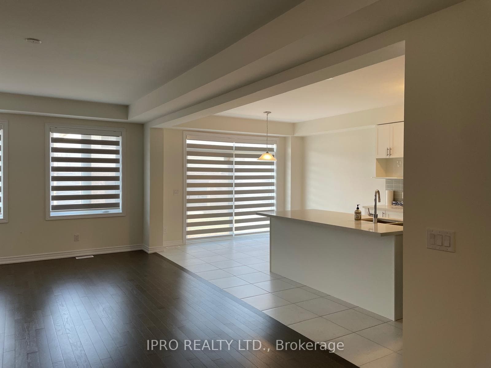289 Broadacre Drive photo 4