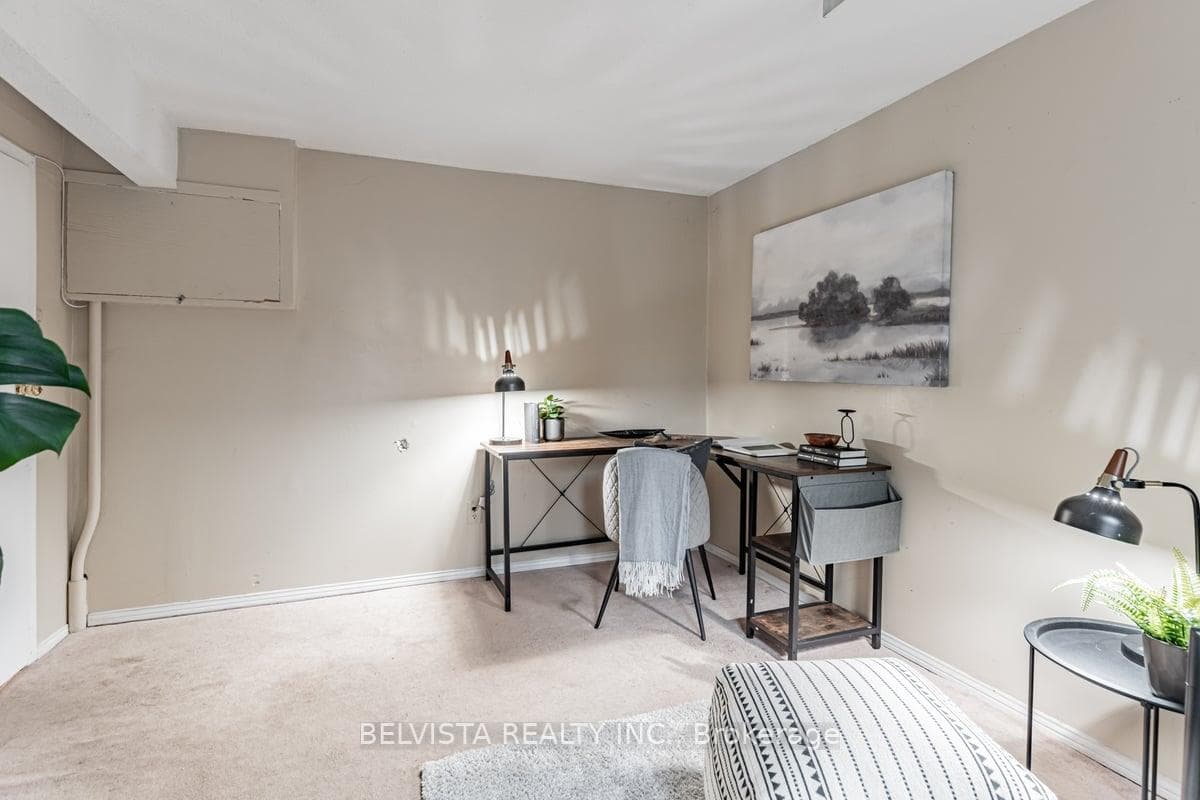 55 Collinsgrove Road Unit 218 photo 23