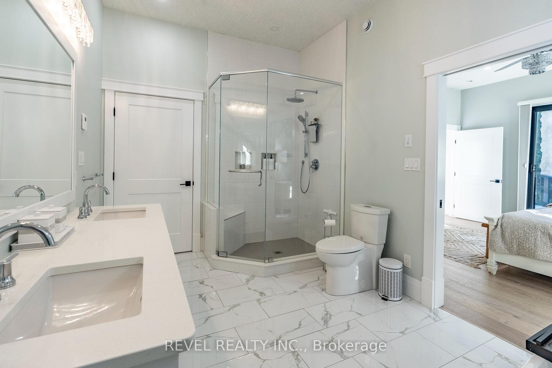7404 Wellington Road photo 18
