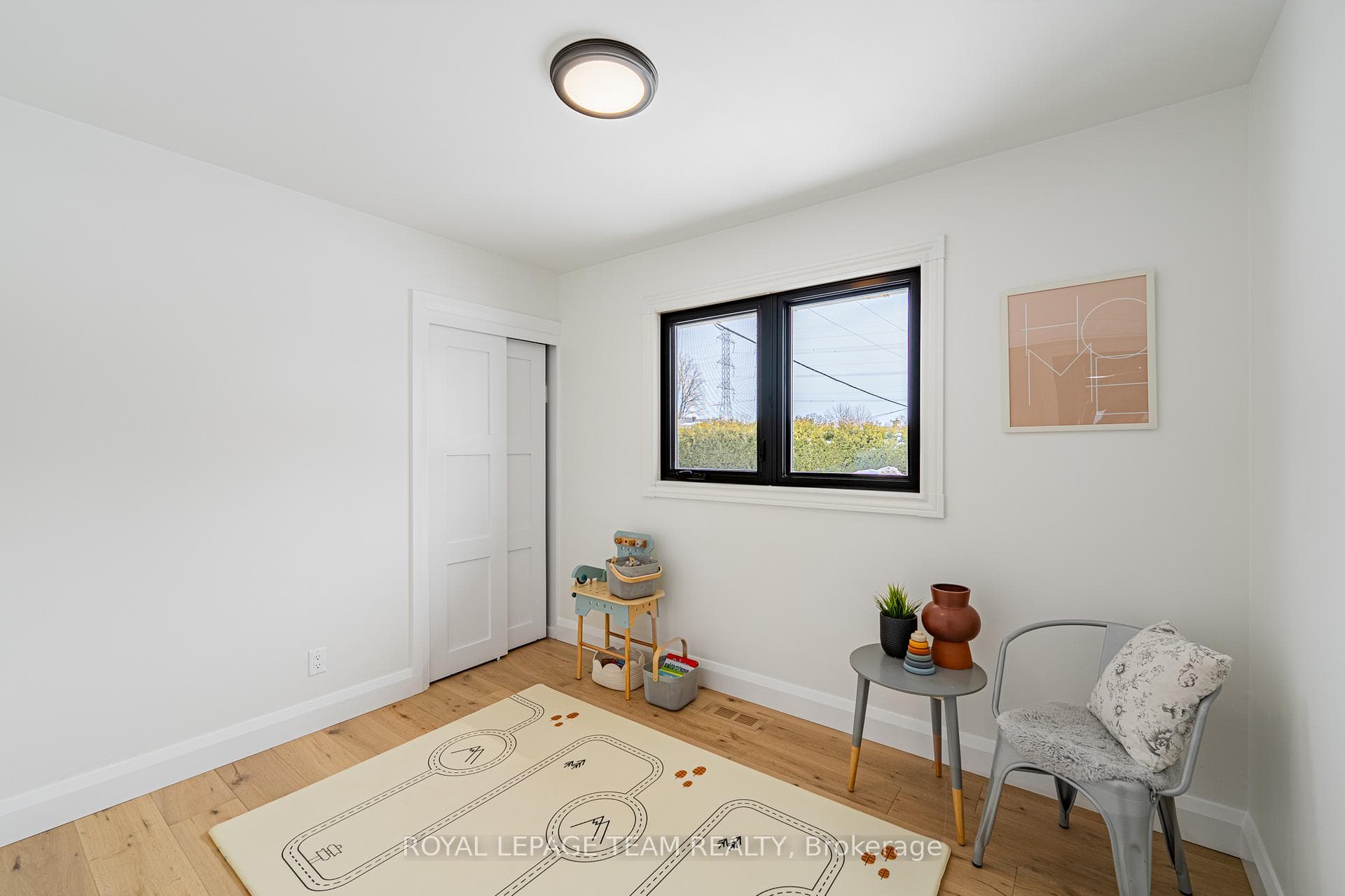 23 Brent Avenue photo 32