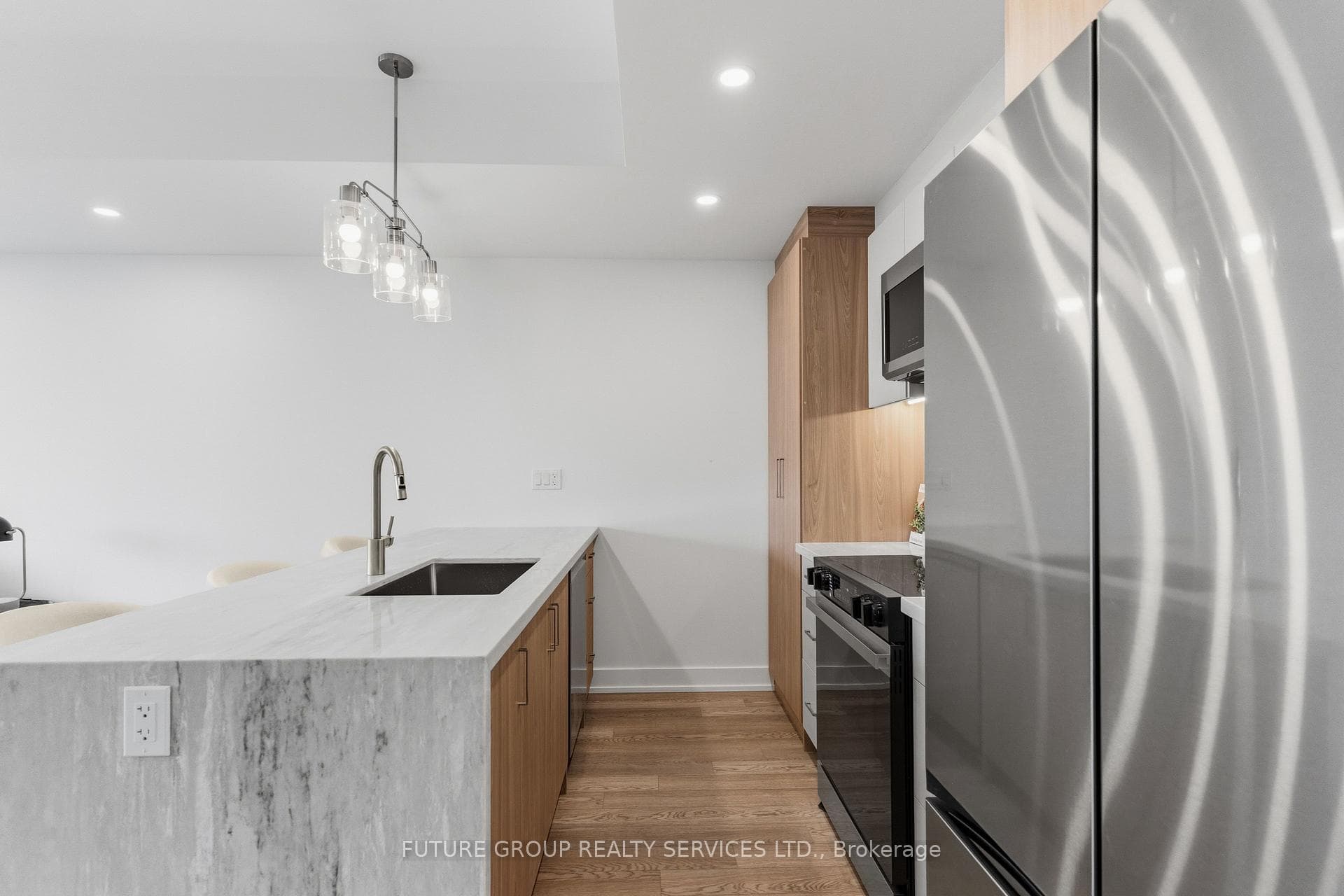 86 Kenwood Avenue Unit Unit 2 photo 9