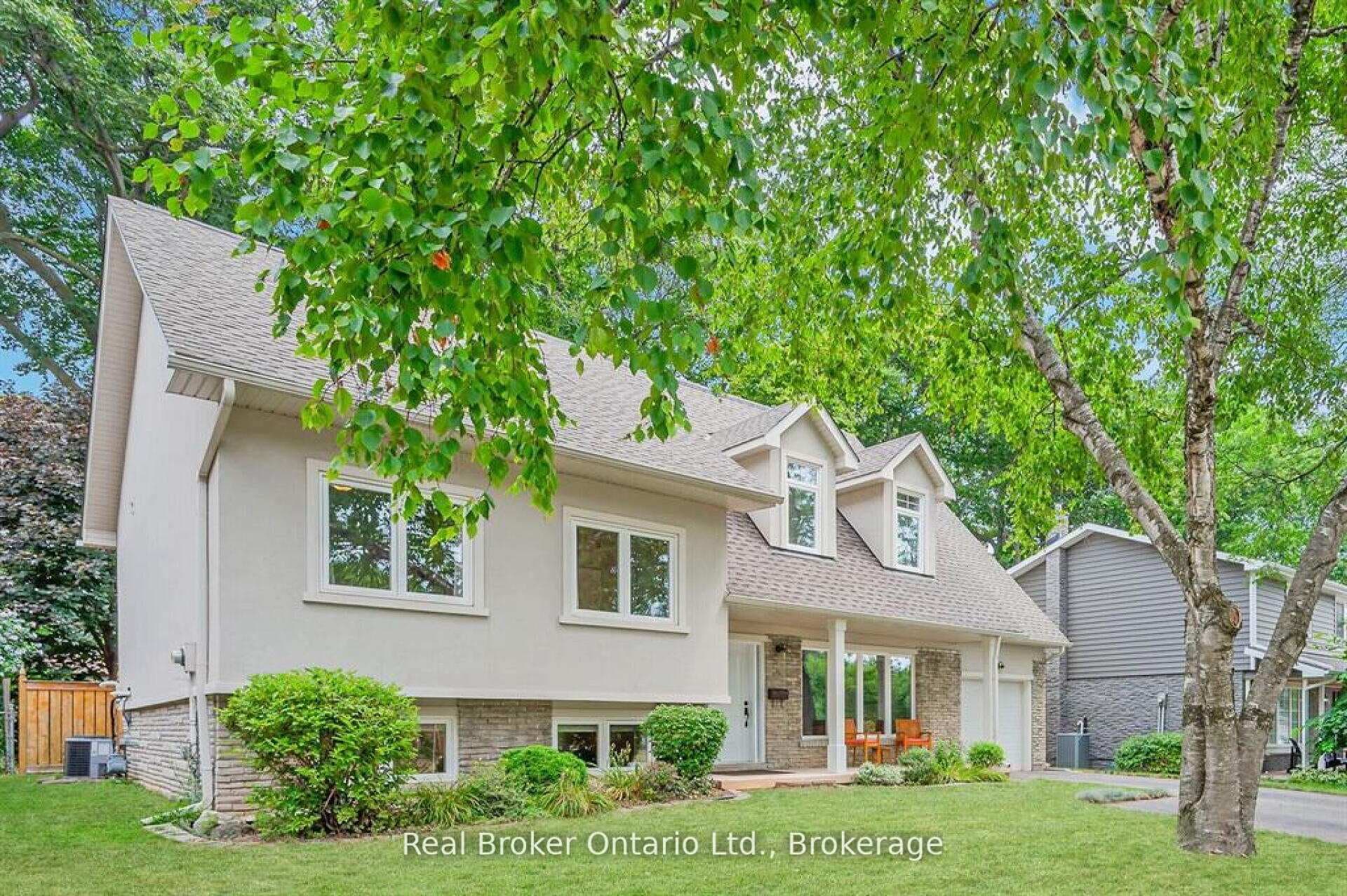 285 Surrey Drive photo 3