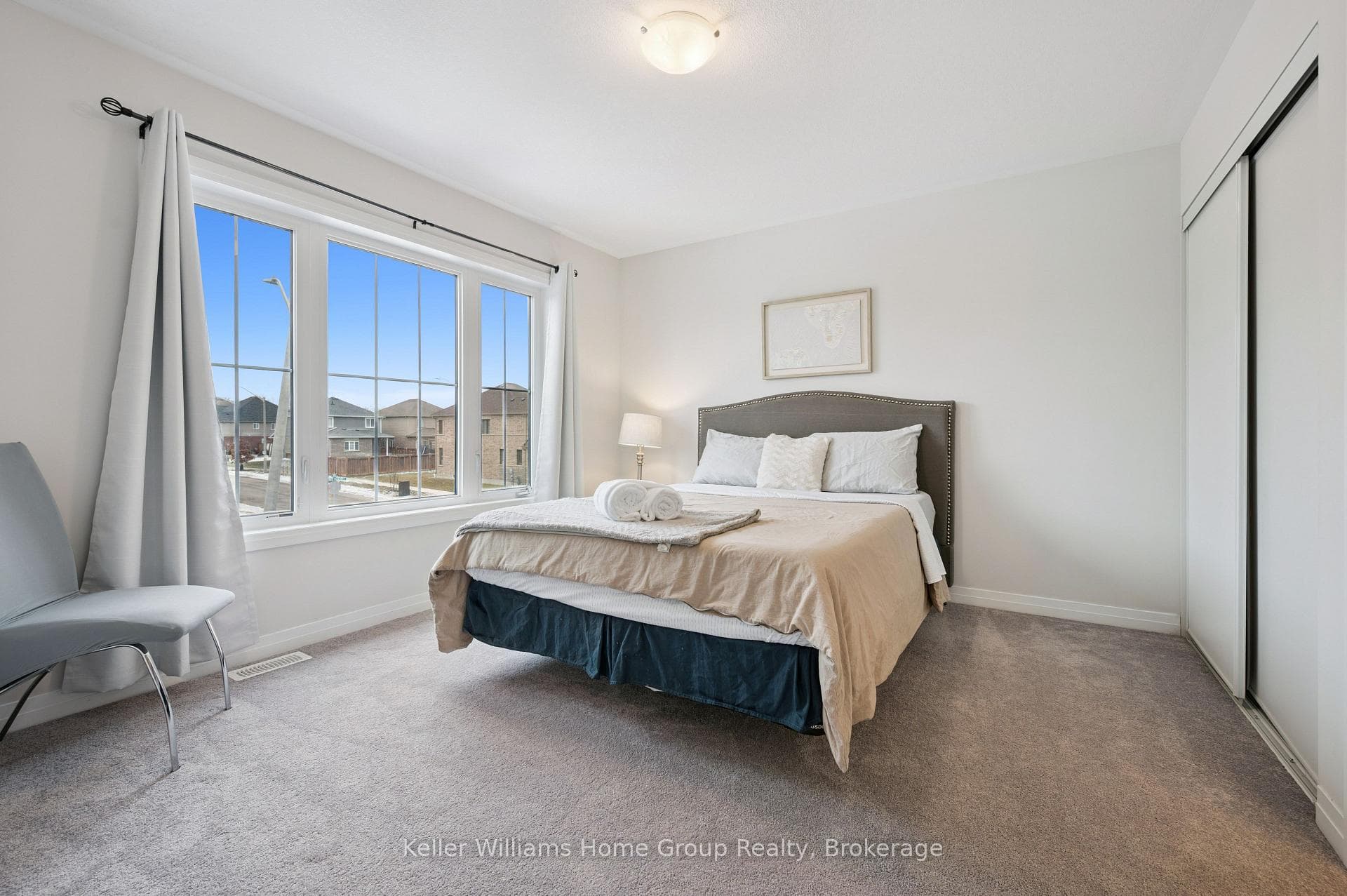 445 Robert Woolner Street photo 22