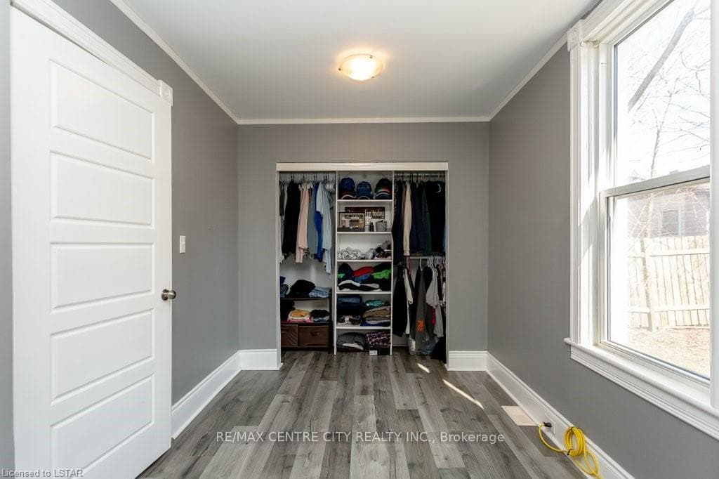 44 ERIE Street photo 23