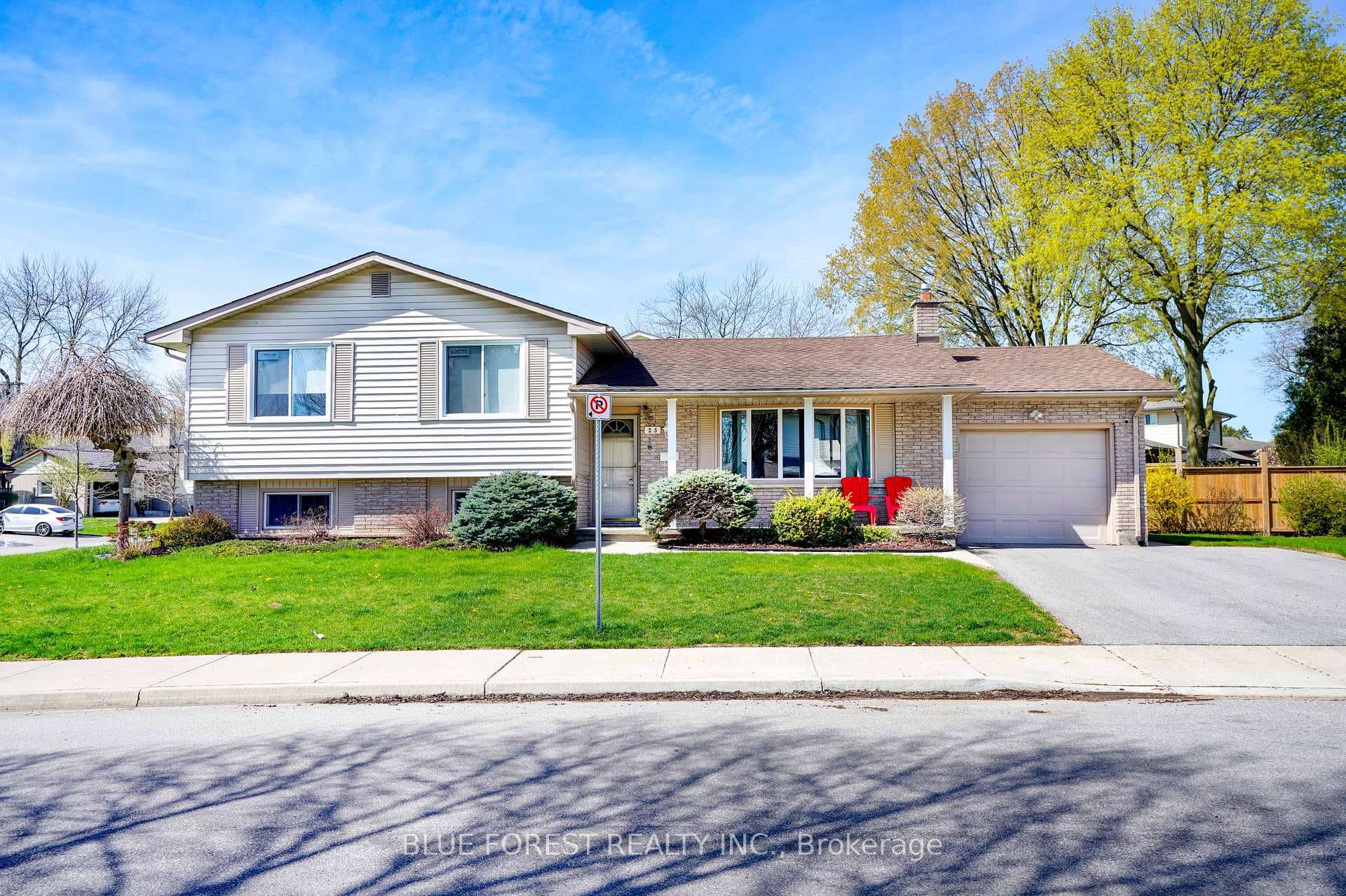 23 Fox Mill Crescent photo 1
