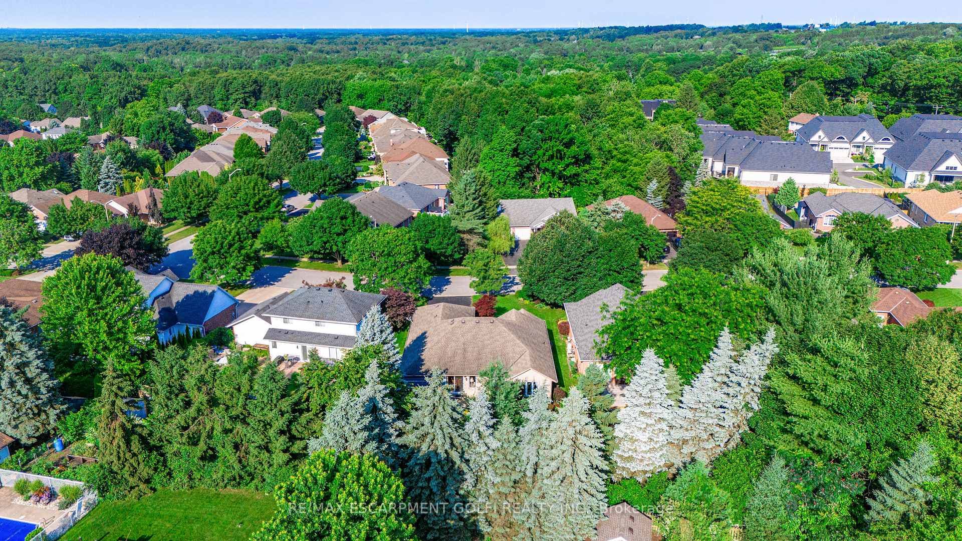 23 Oakridge Boulevard photo 39