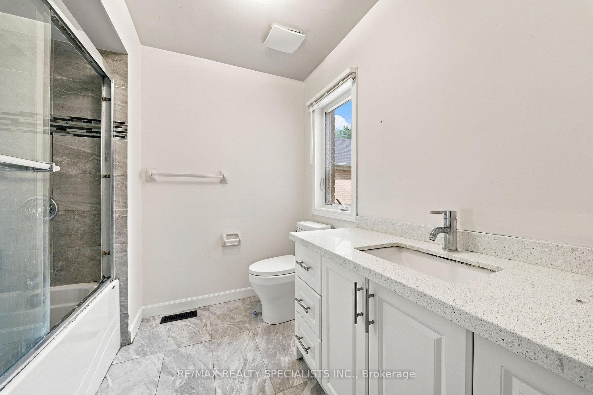 45 Clover Bloom Road photo 29