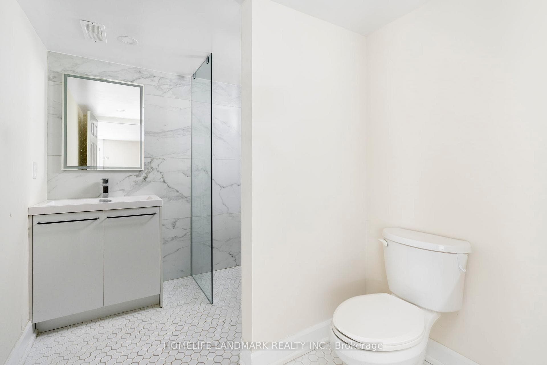 98 Grand Oak Drive photo 9