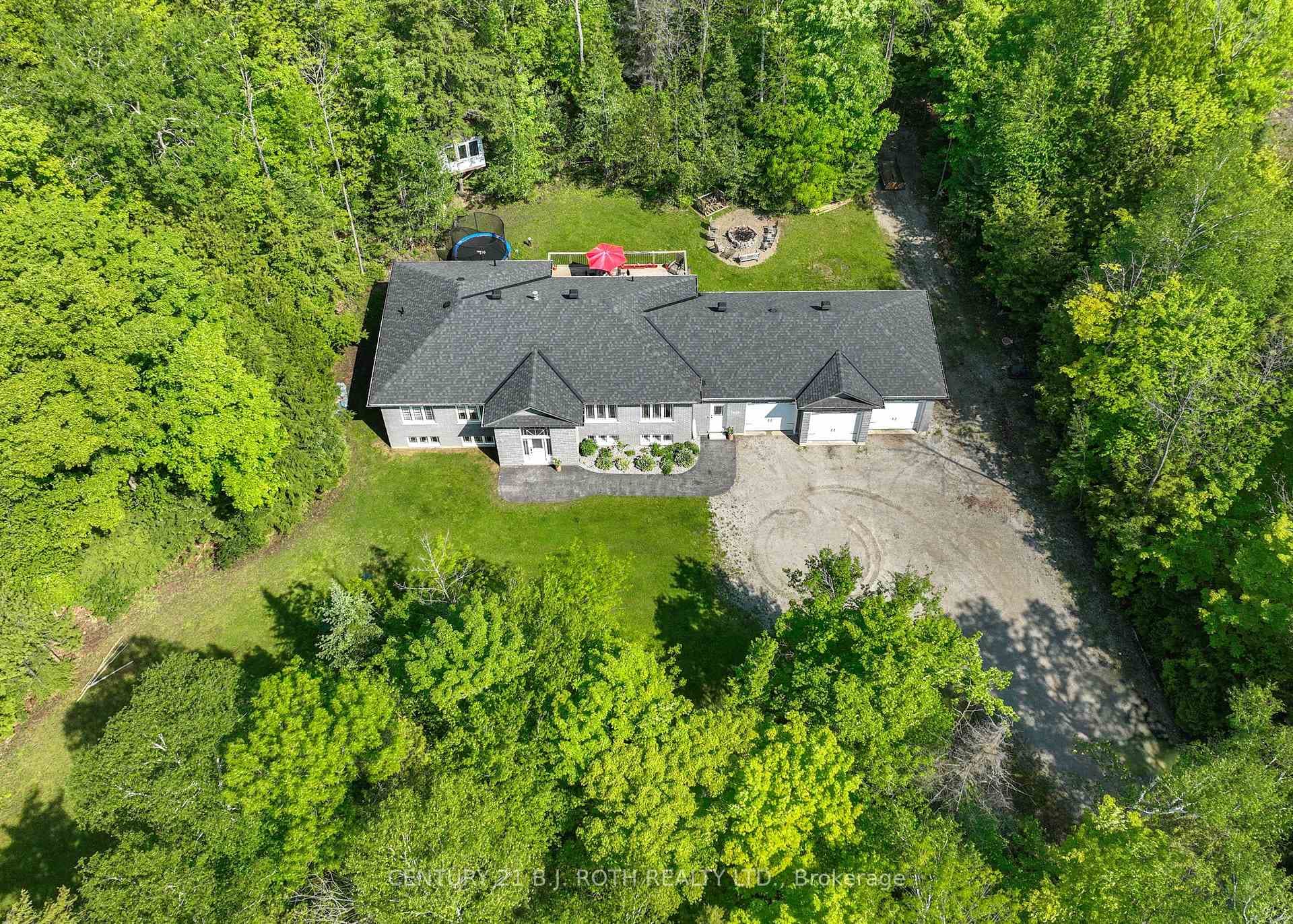 1430 RIMKEY Crescent photo 6