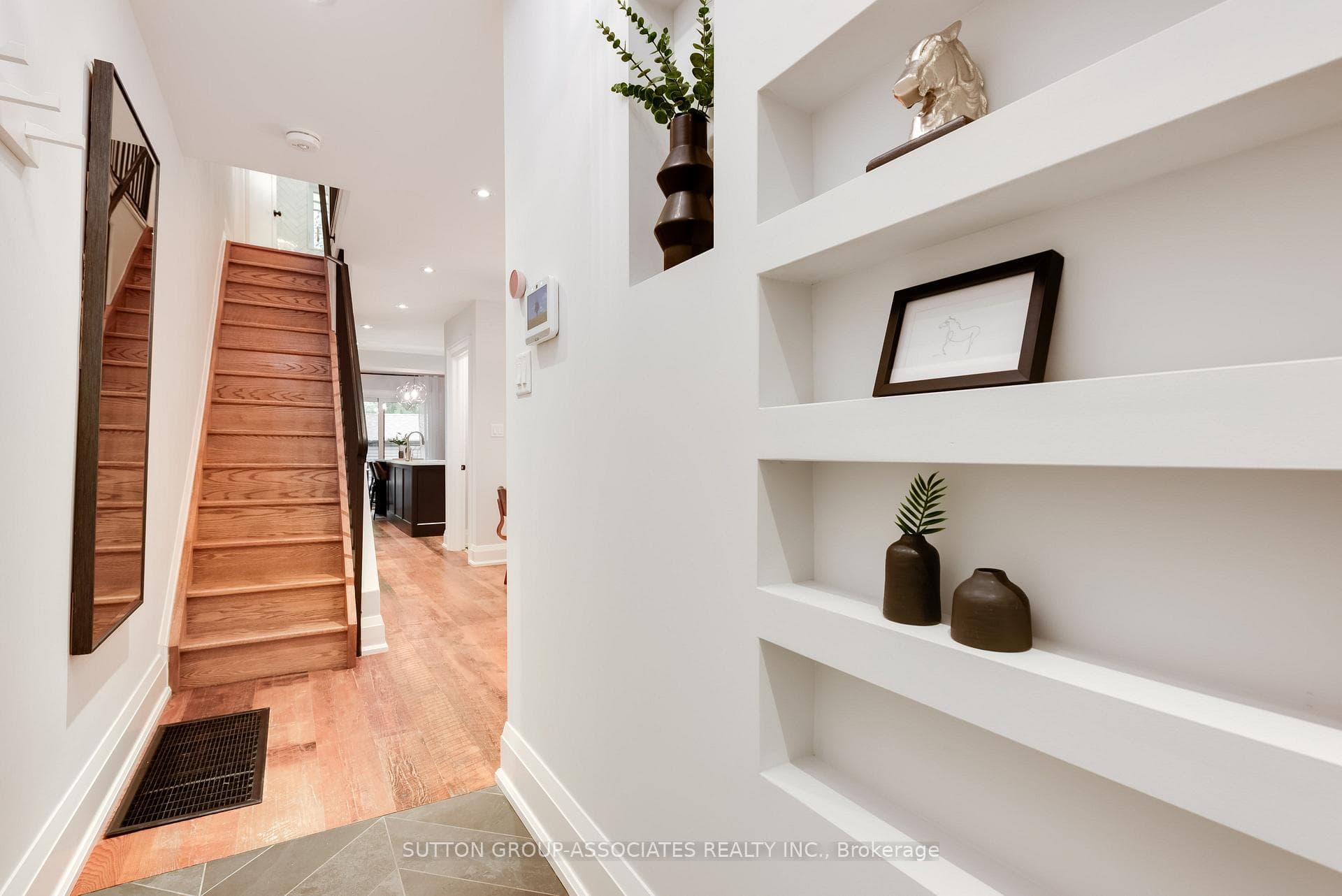 281 Arlington Avenue photo 4
