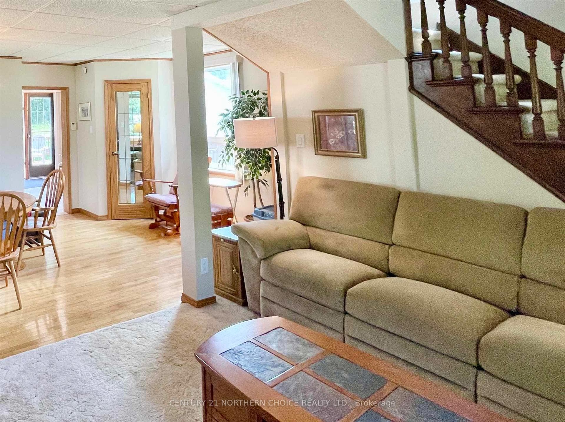 113 Van Horne Avenue photo 10