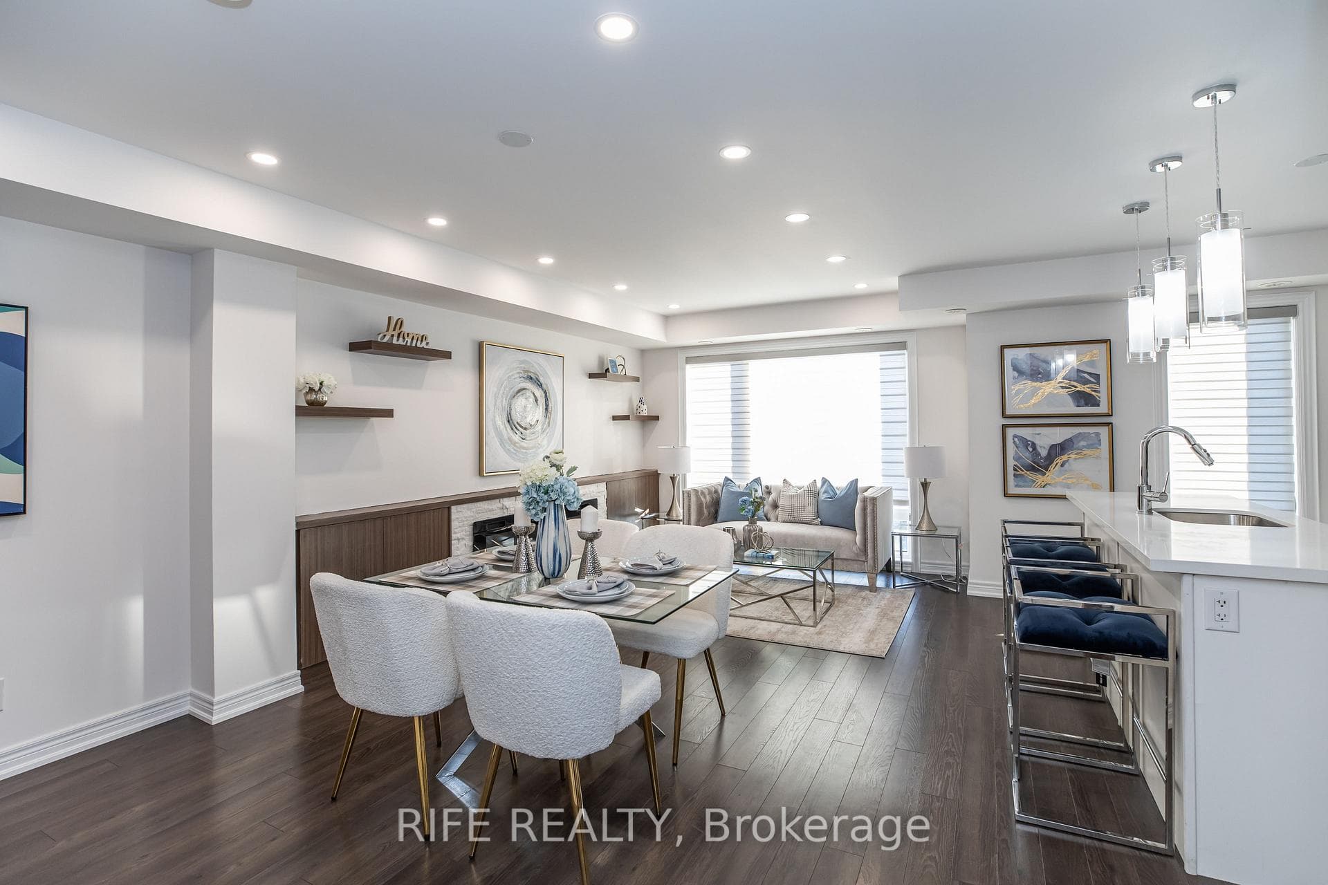 50 Dunsheath Way Unit 604 photo 4