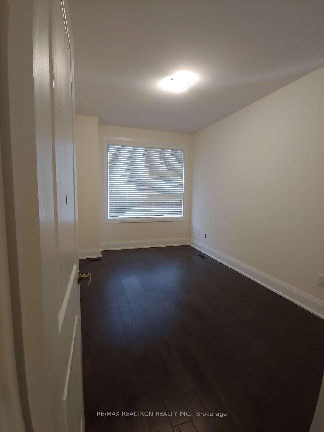 123 Hesperus Road photo 21