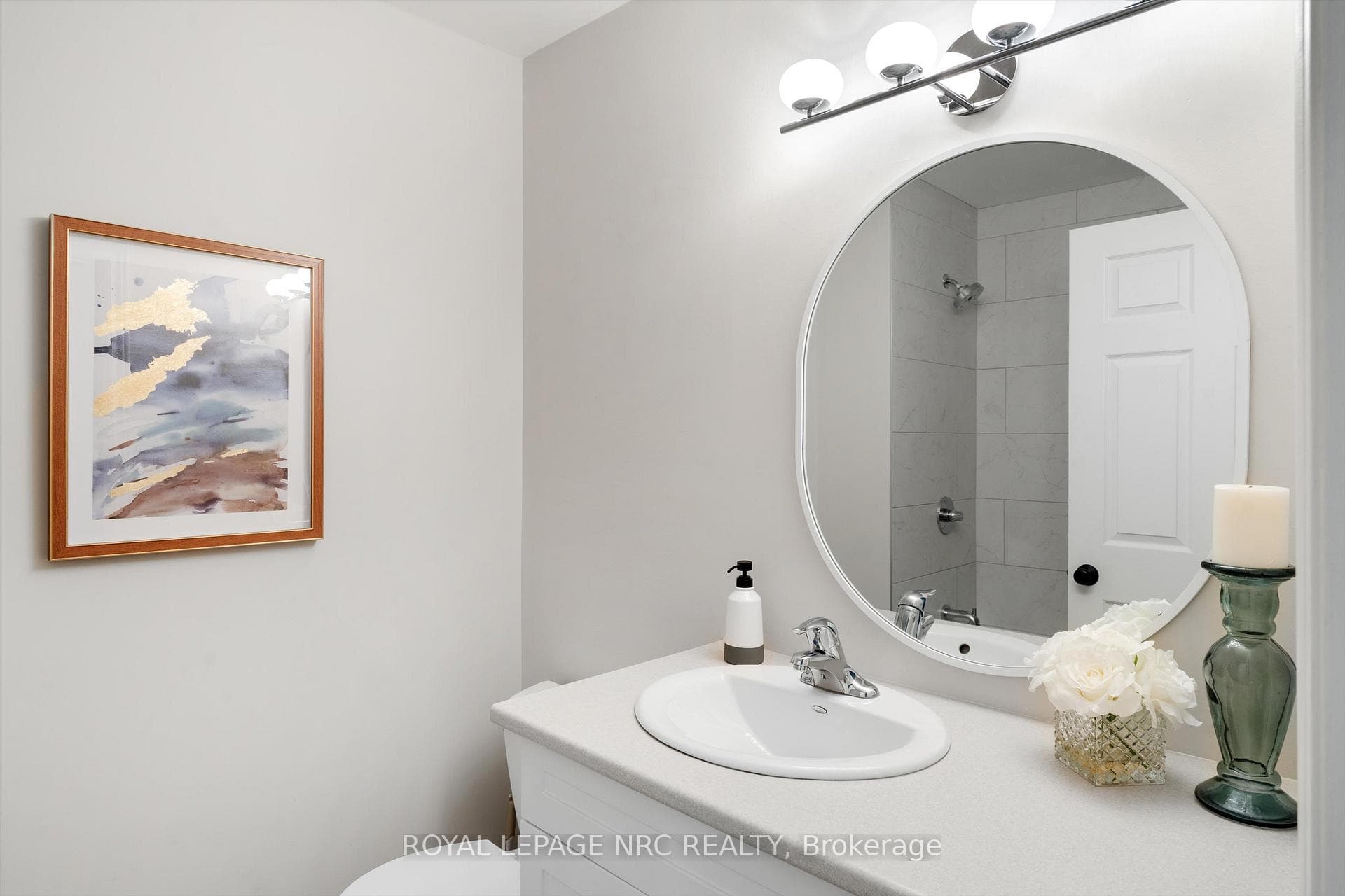 1047 Vansickle Road photo 13
