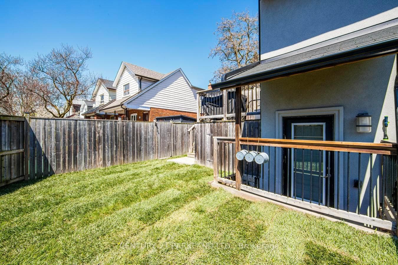 118 Glebemount Avenue photo 47