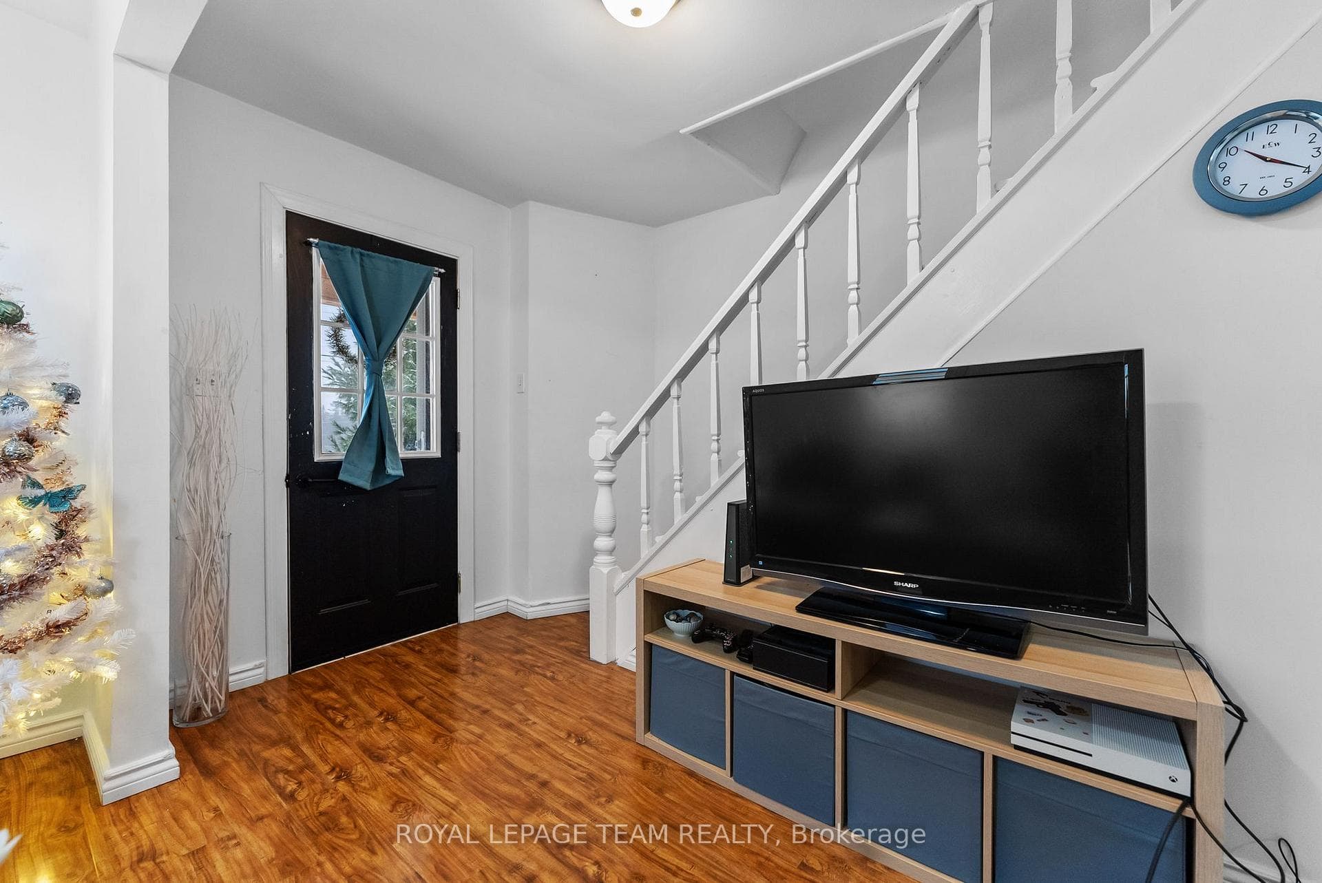 43 Mutual Avenue photo 8