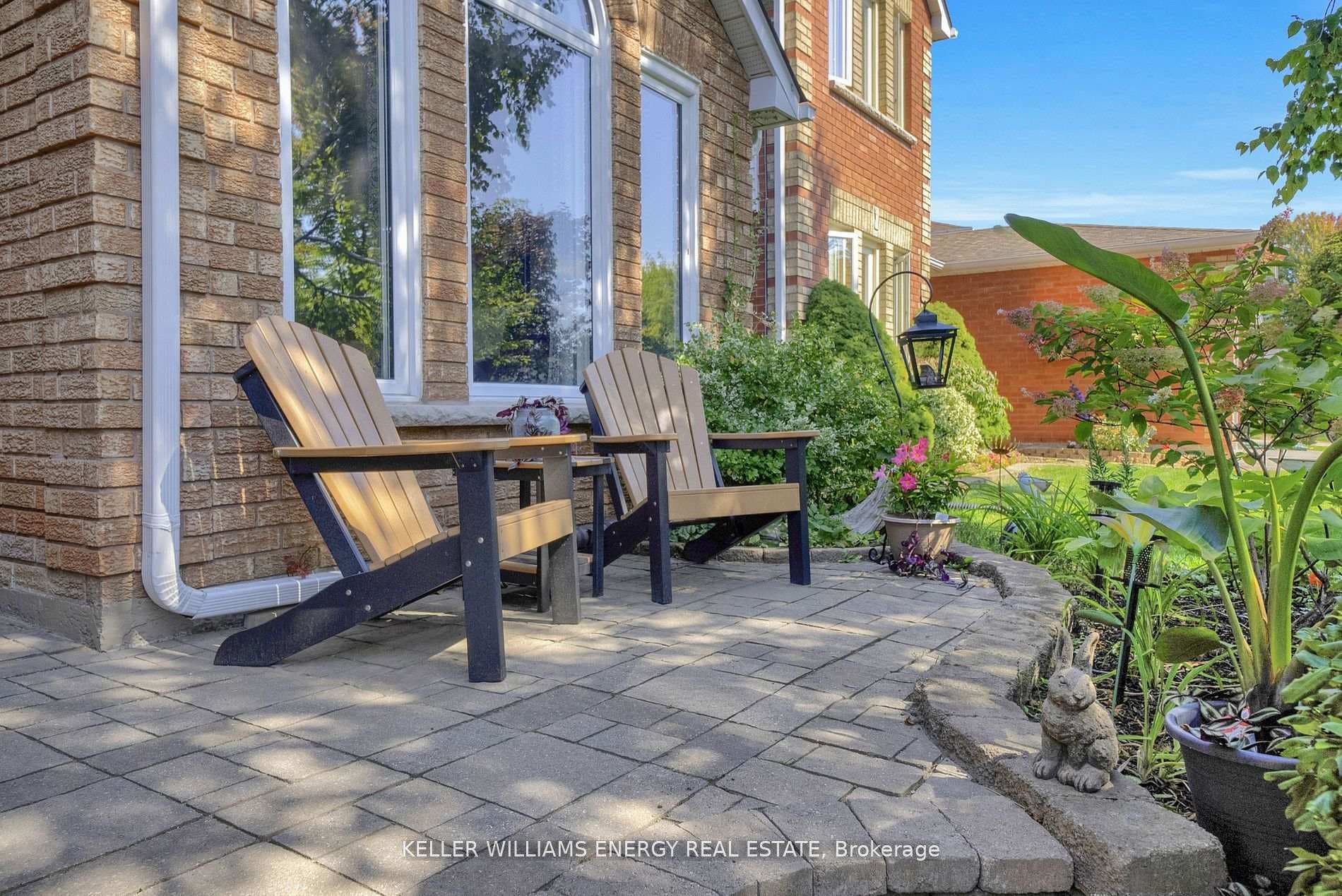 44 Rutherford Drive photo 2