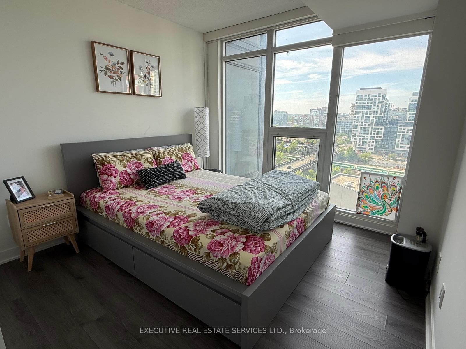 70 Queens Wharf Road Unit 1807 photo 1