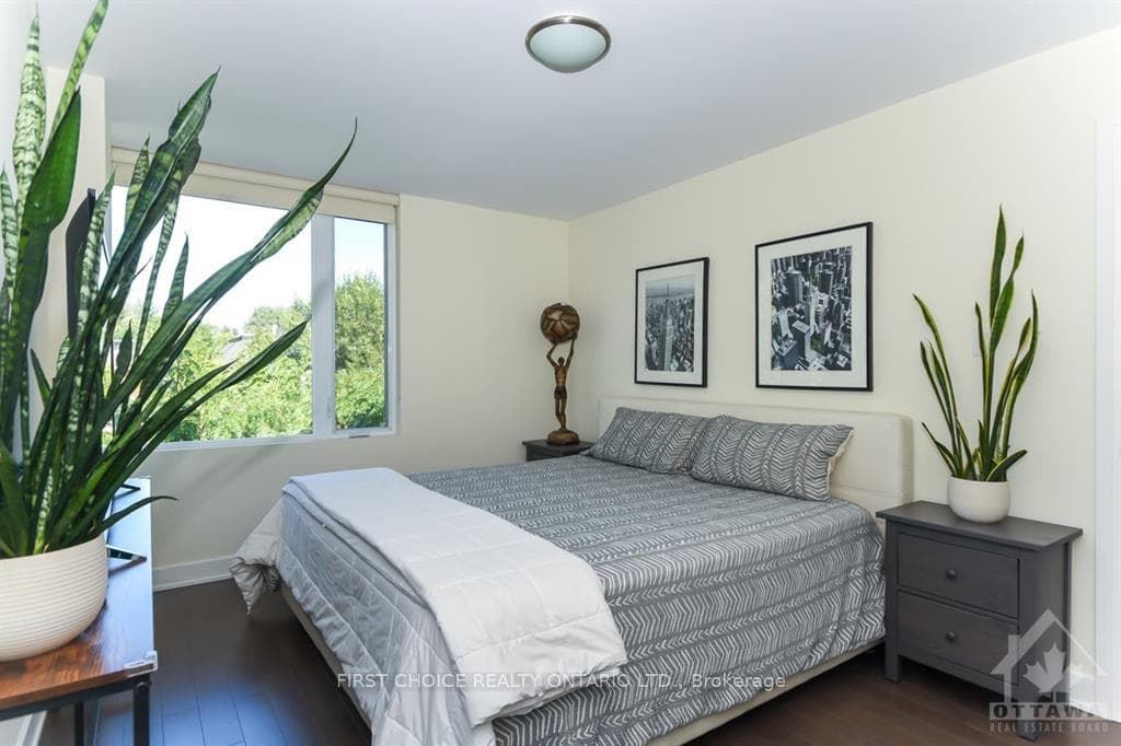 90 HOLMWOOD Avenue photo 19