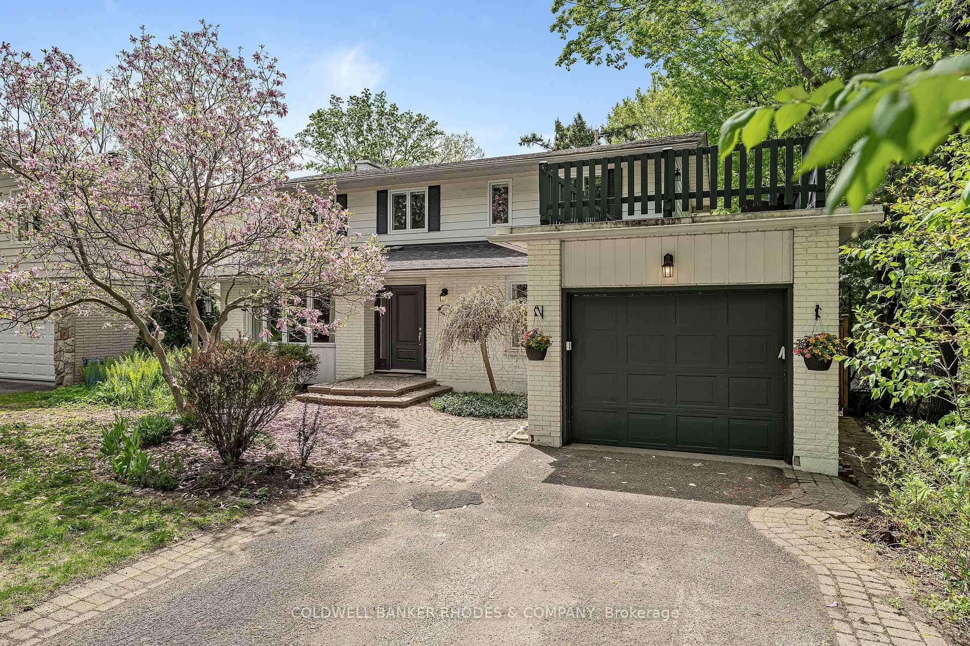 2228 Old Lilac Lane photo 1