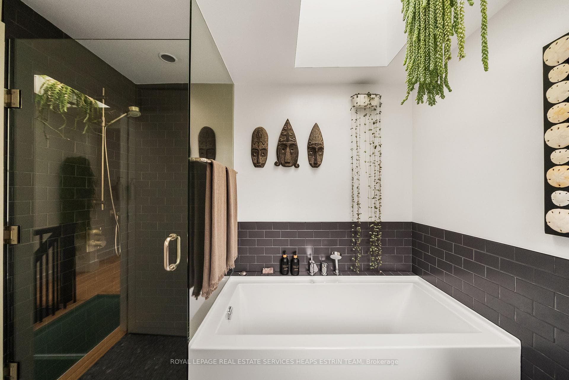 6 Sackville Place photo 25