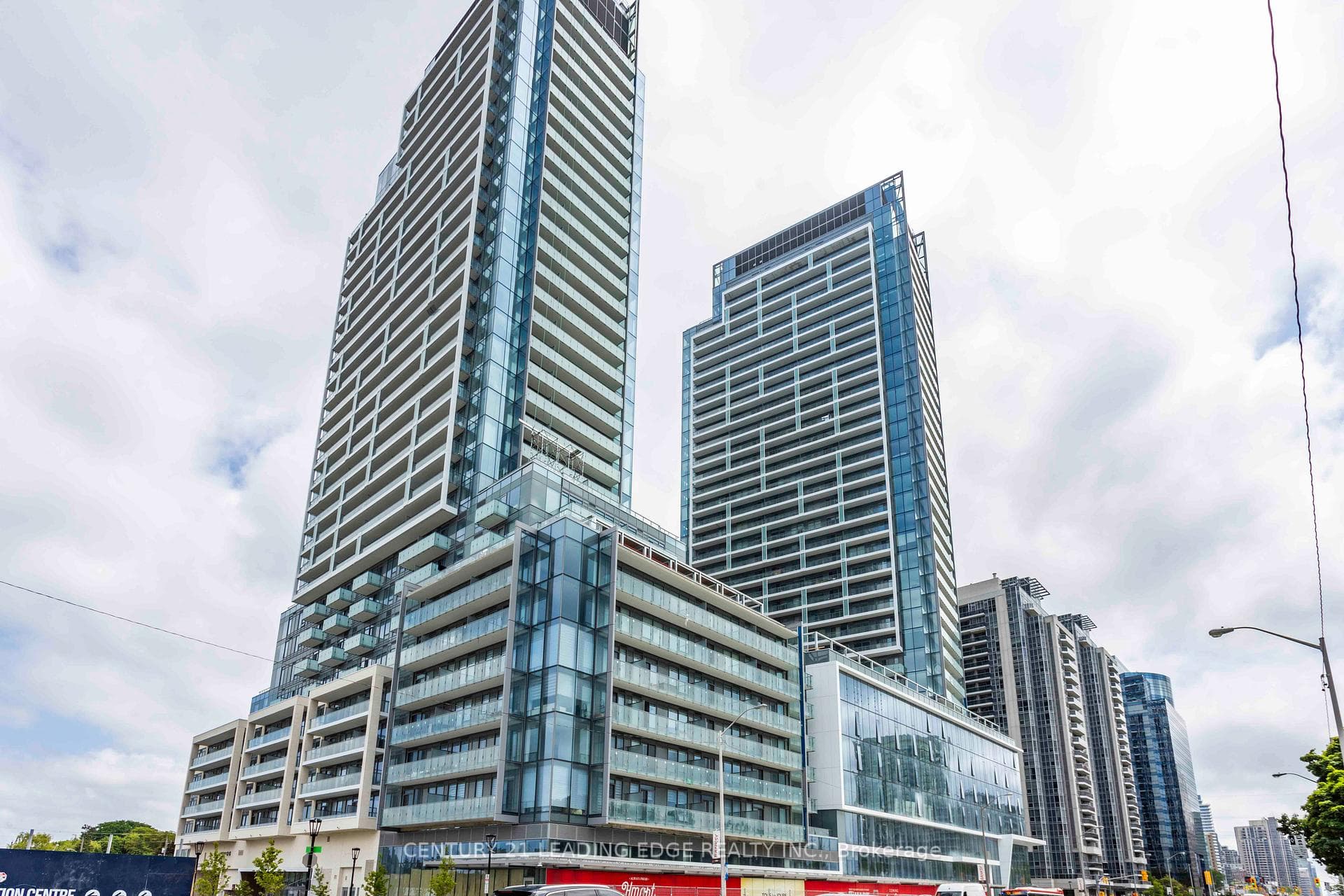 8 Olympic Garden Drive Unit S902 photo 20