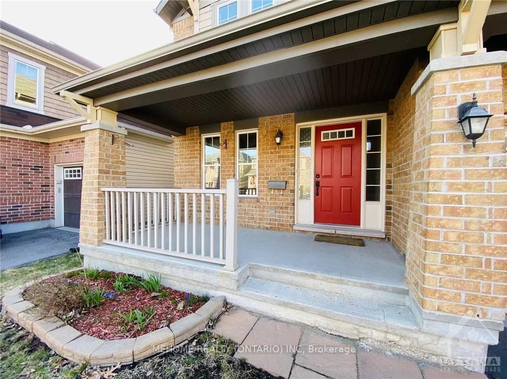 212 BURNABY Drive photo 2