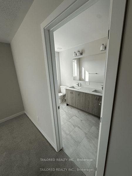 202 Gibbous Place photo 15