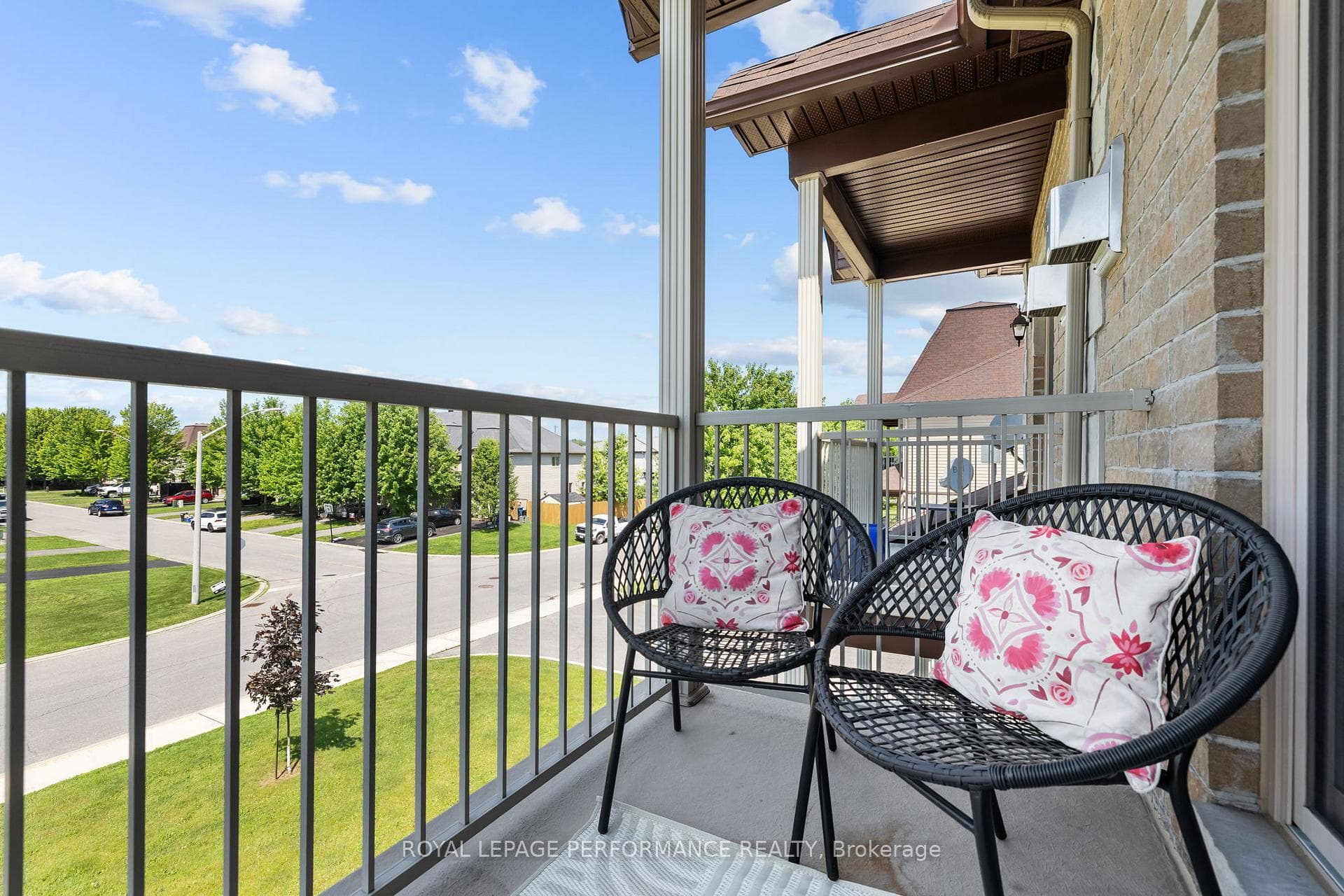 185 Bourdeau Boulevard Unit 3 photo 38