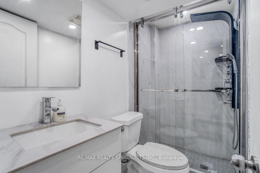 34 Potter Crescent photo 37