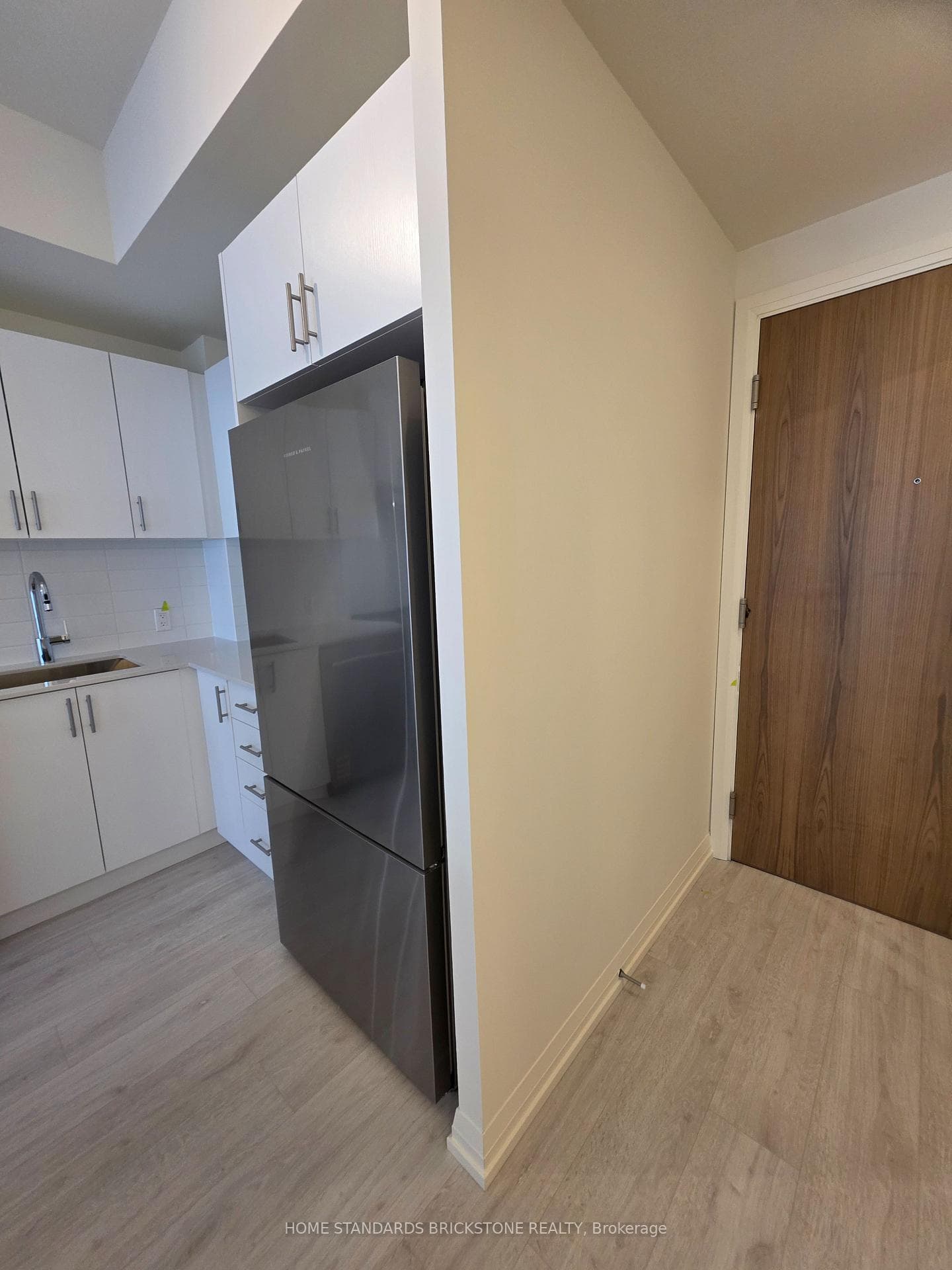 27 KORDA Gate Unit 2106 photo 10