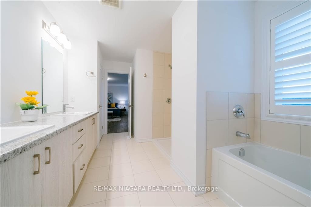 7835 Seabiscuit Drive photo 34