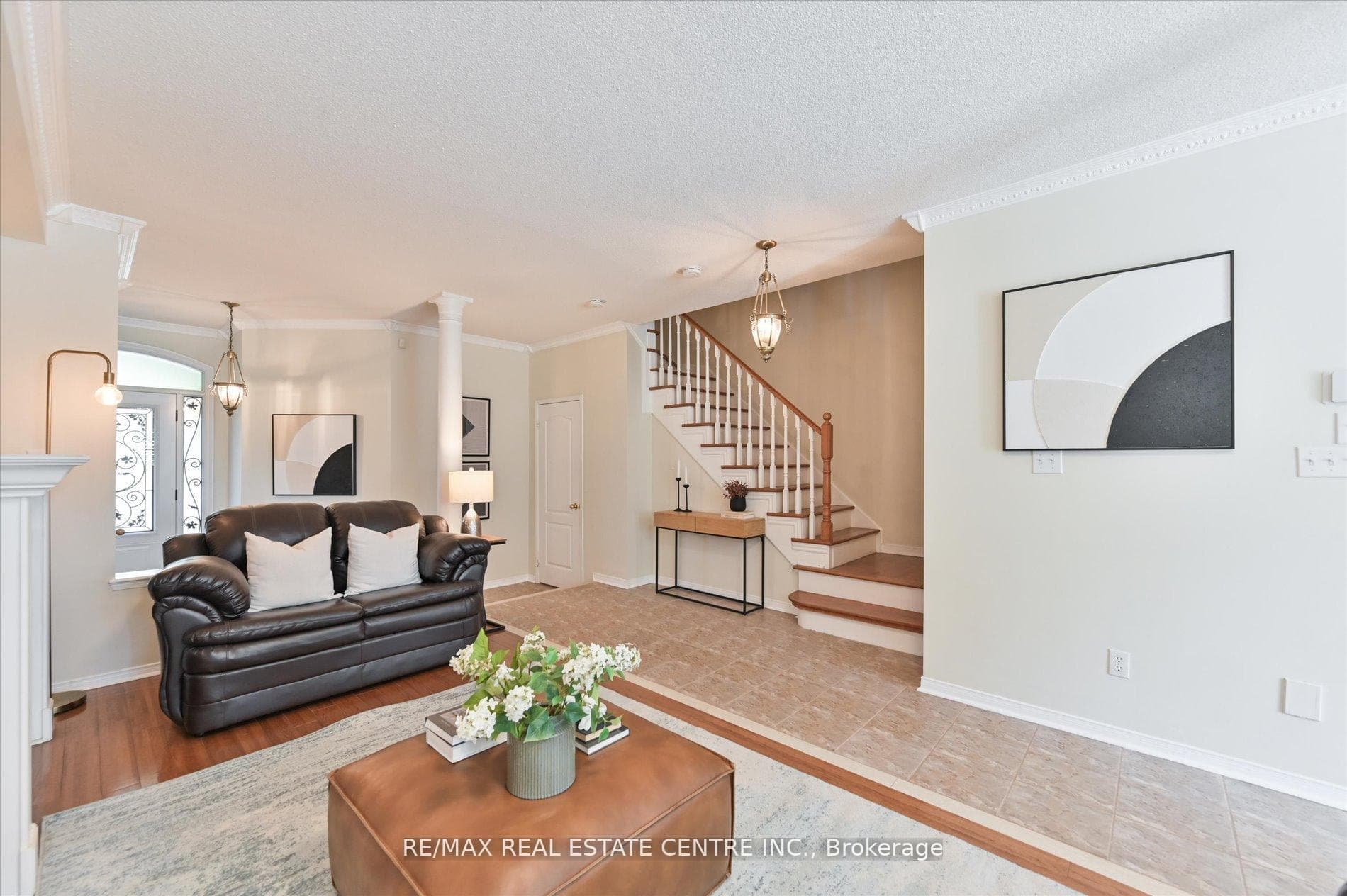 1091 Windbrook Grove photo 7