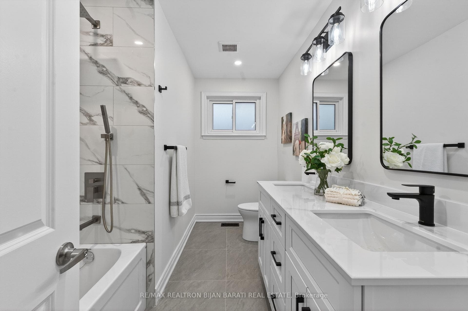 32 Colonnade Road photo 31