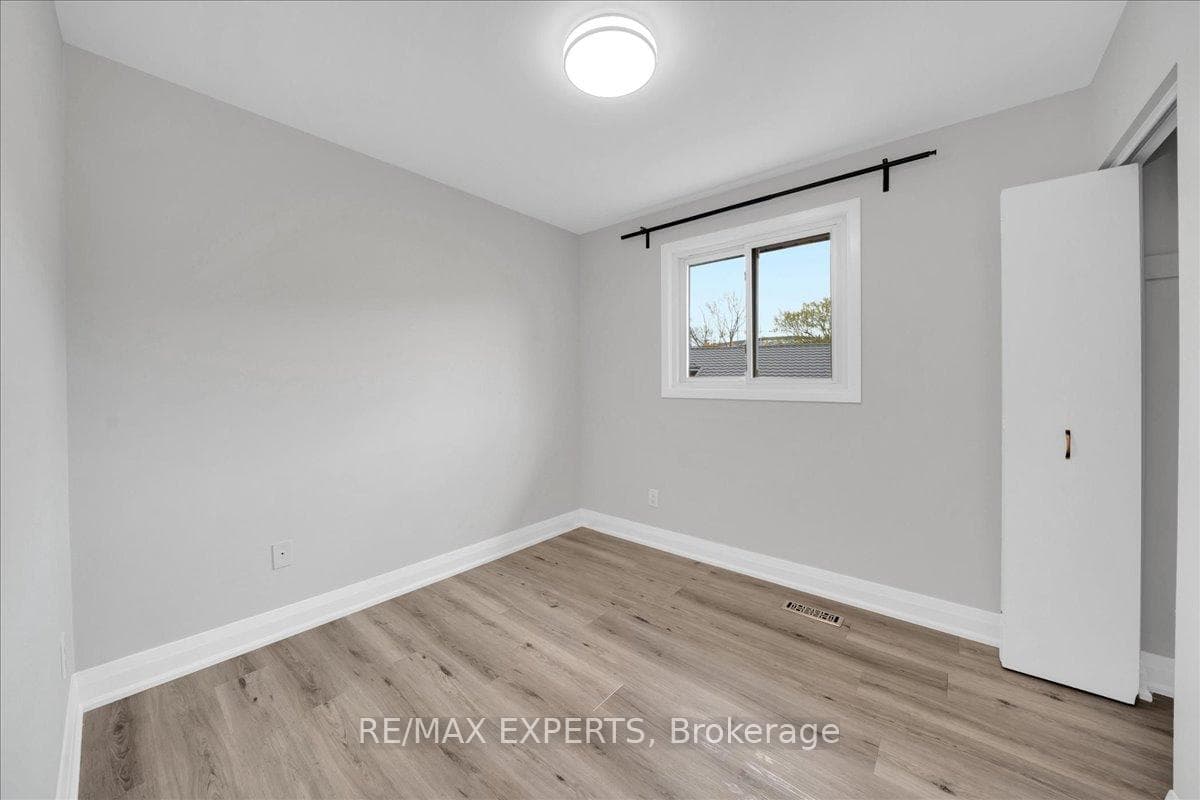 2591 Kingsberry Crescent Unit Upper photo 26