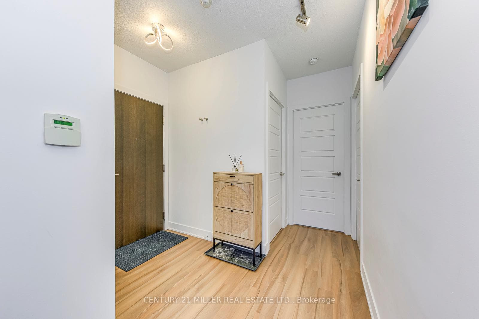 28 Linden Street Unit 3106 photo 4