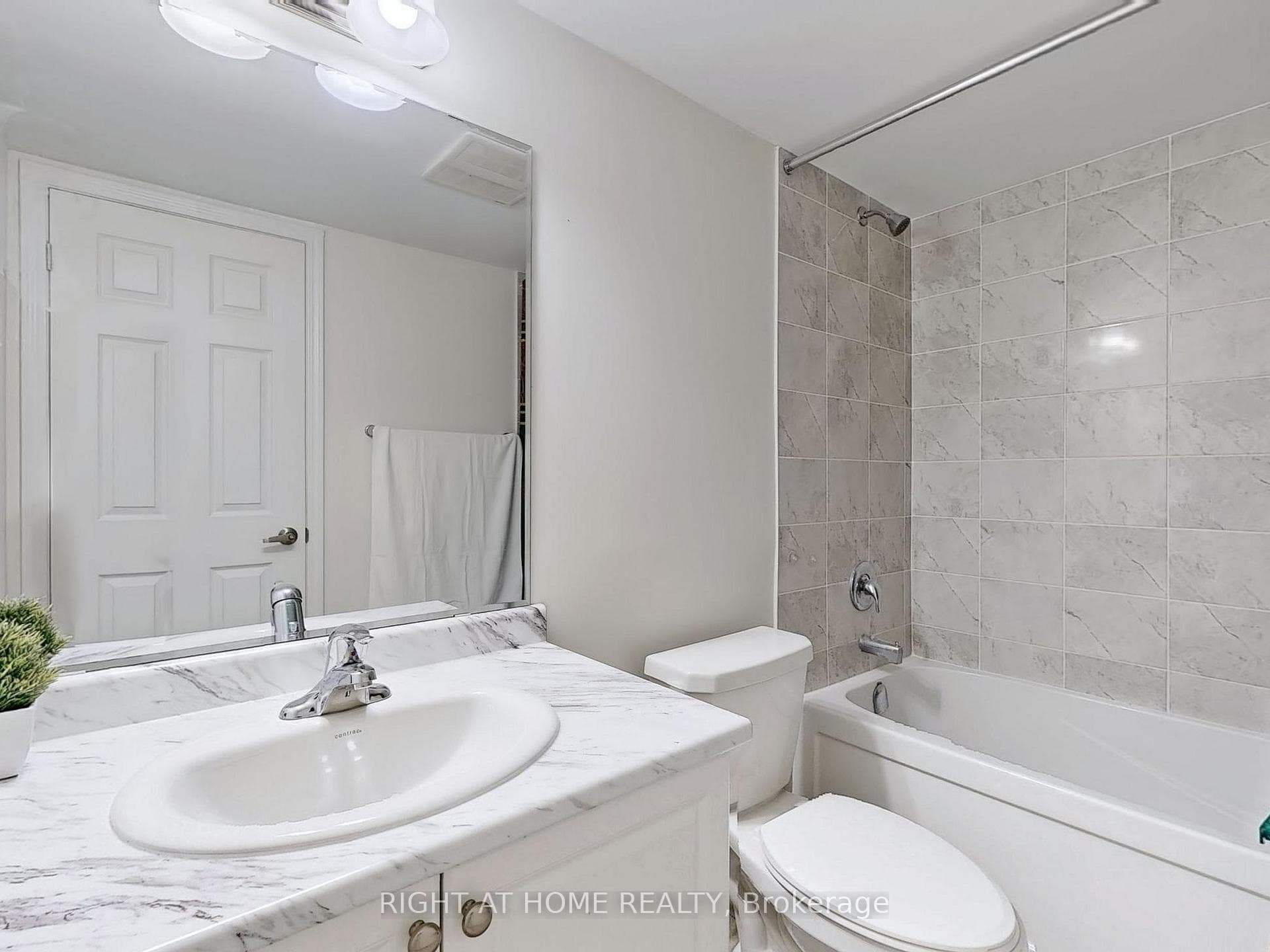 1081 Danforth Road Unit 129 photo 19
