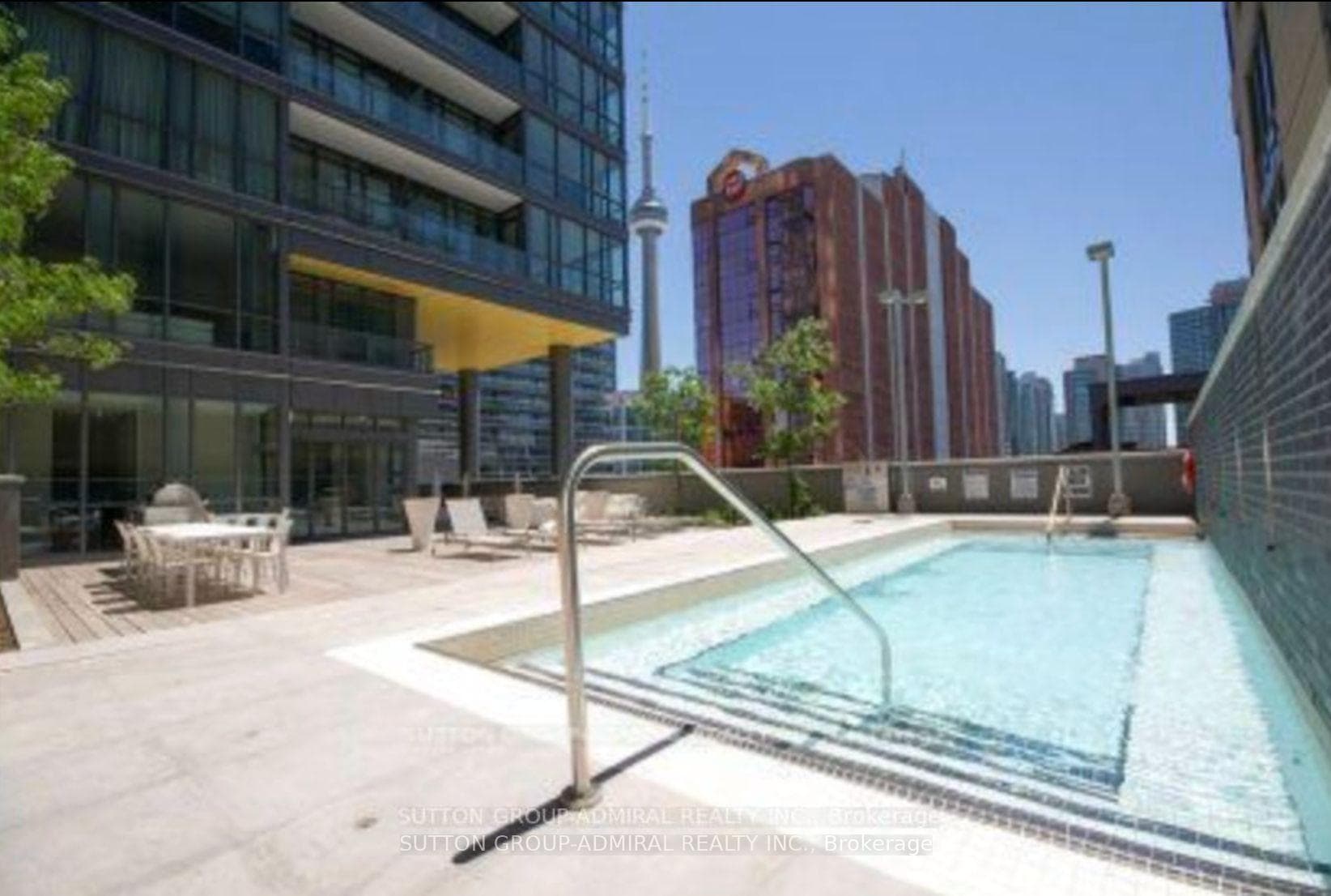 8 Charlotte Street Unit 611 photo 8