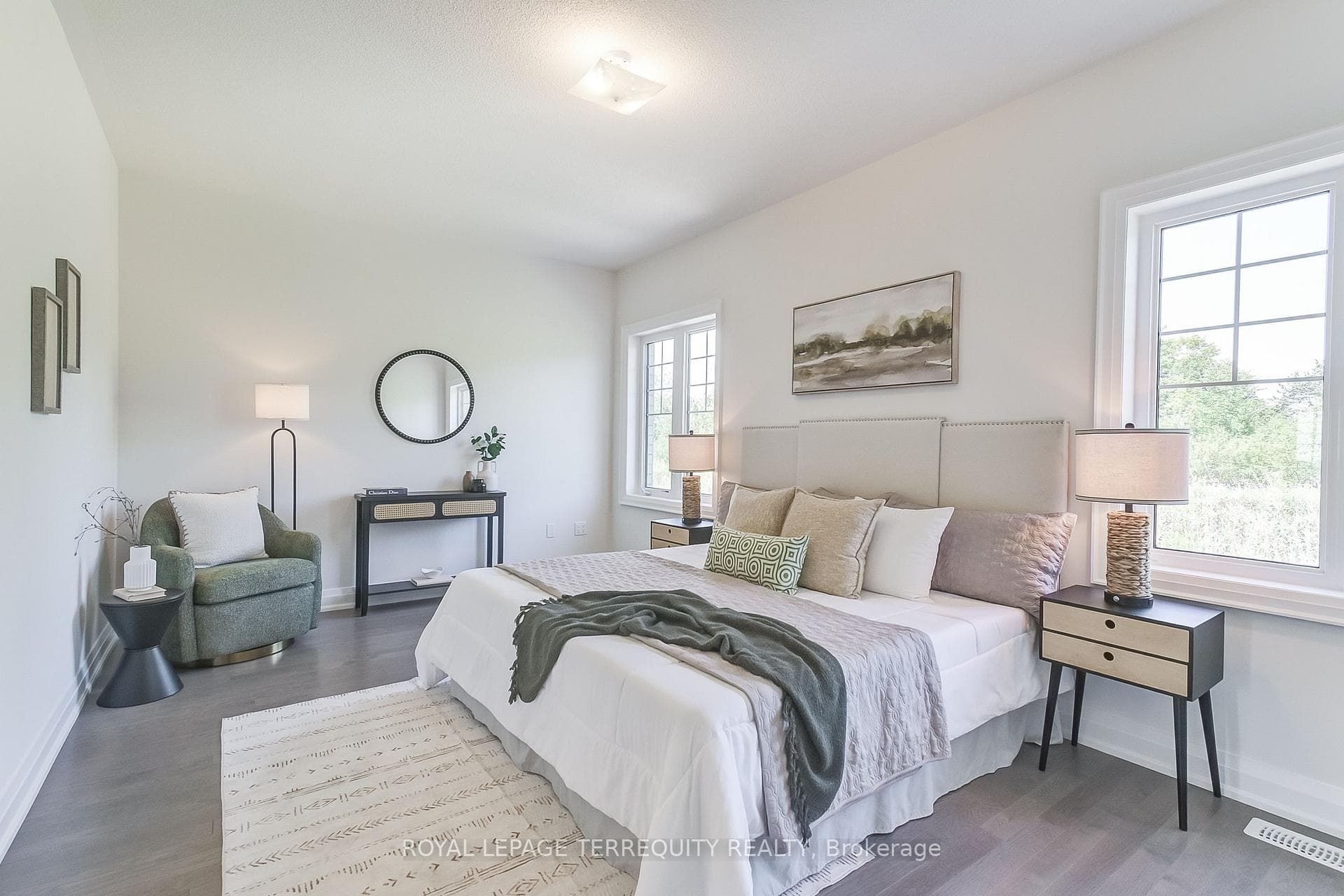 1224 Talisman Manor photo 38