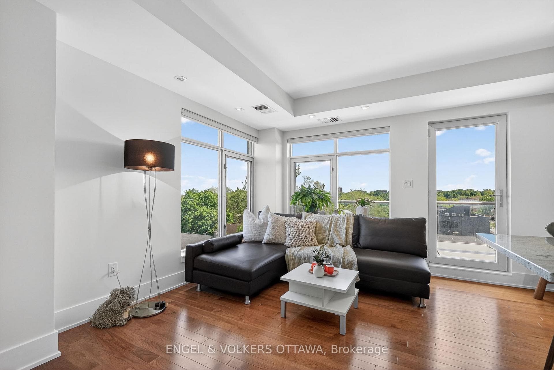 131 Holland Avenue Unit 602 photo 11
