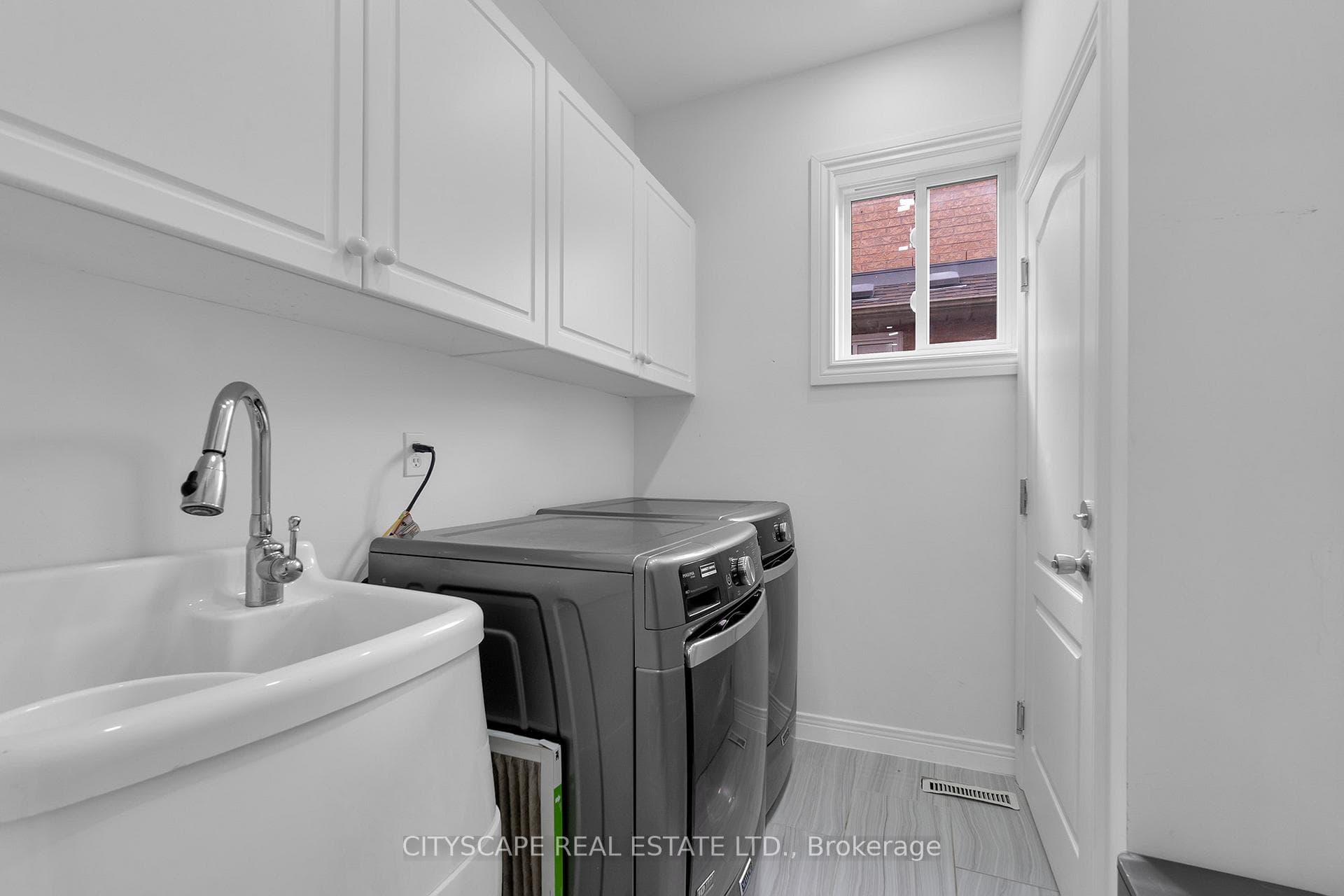 6421 Donway Drive photo 36