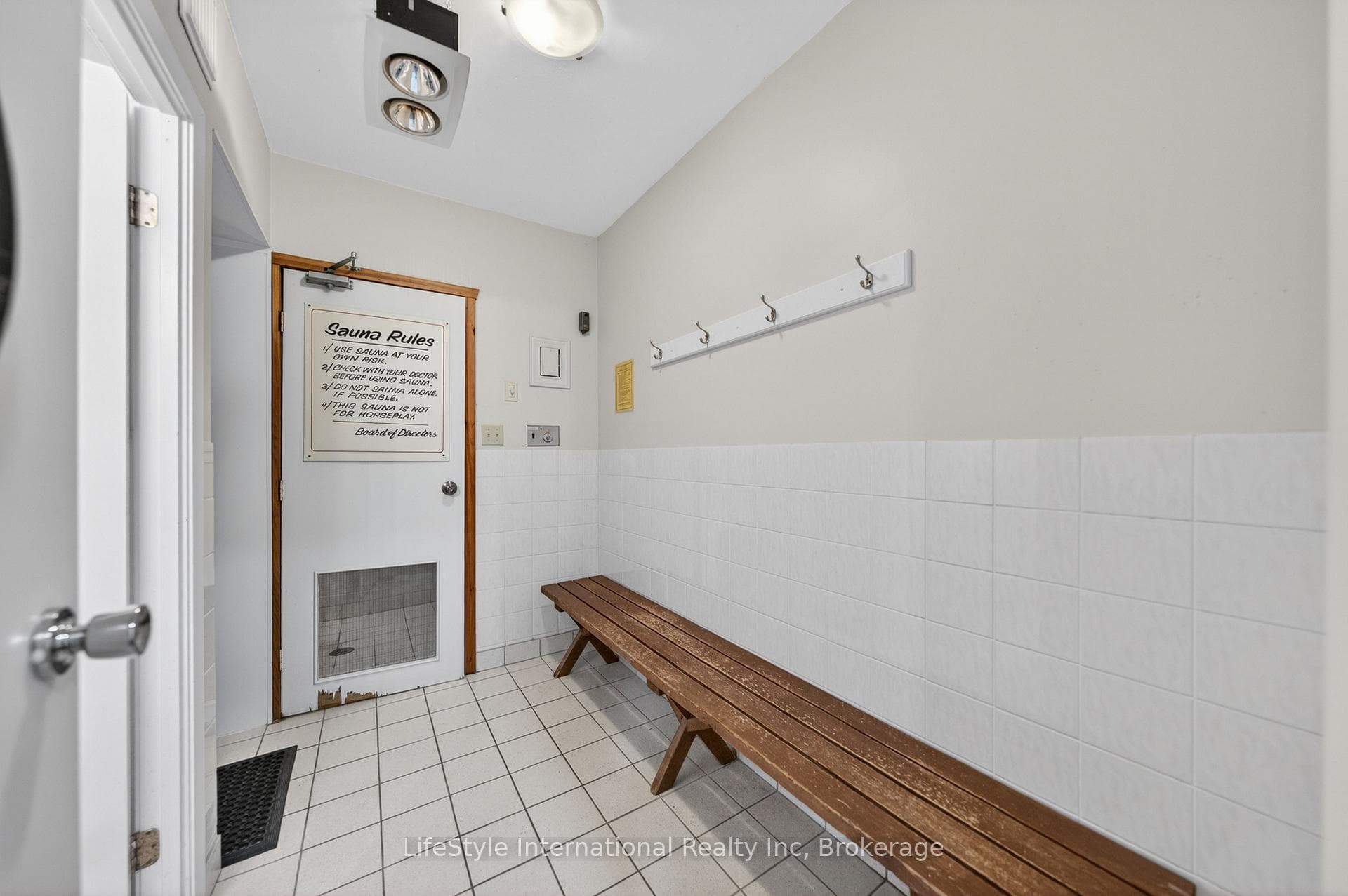 19 Woodlawn Road Unit 512 photo 45
