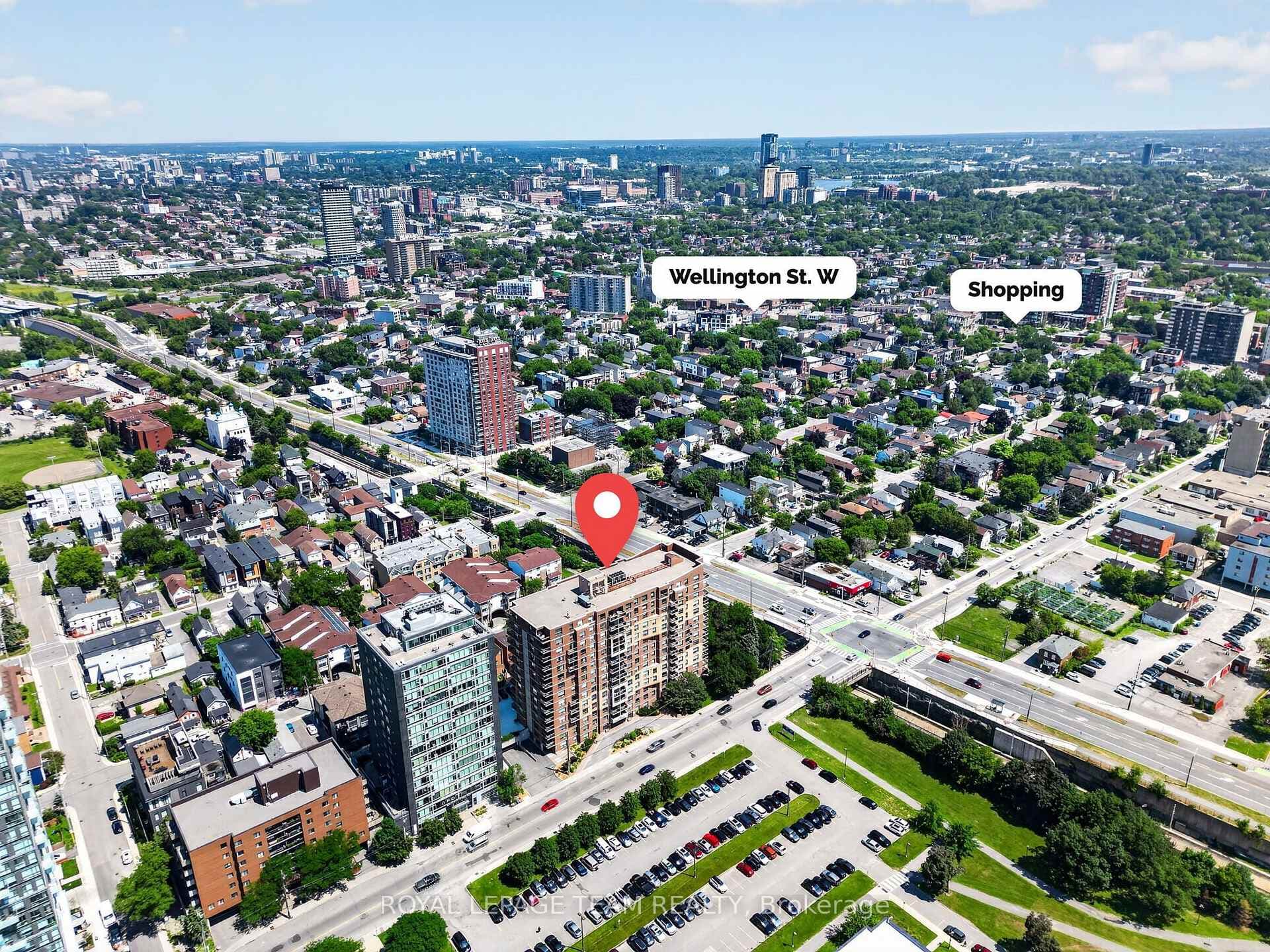 215 Parkdale Avenue Unit 601 photo 33