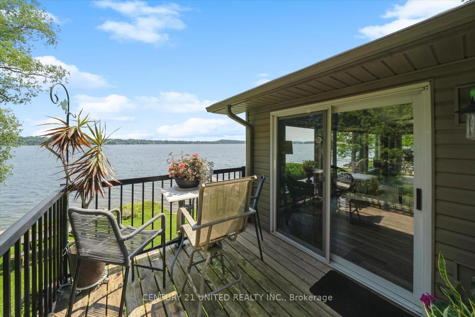 809 Sidney Drive photo 18