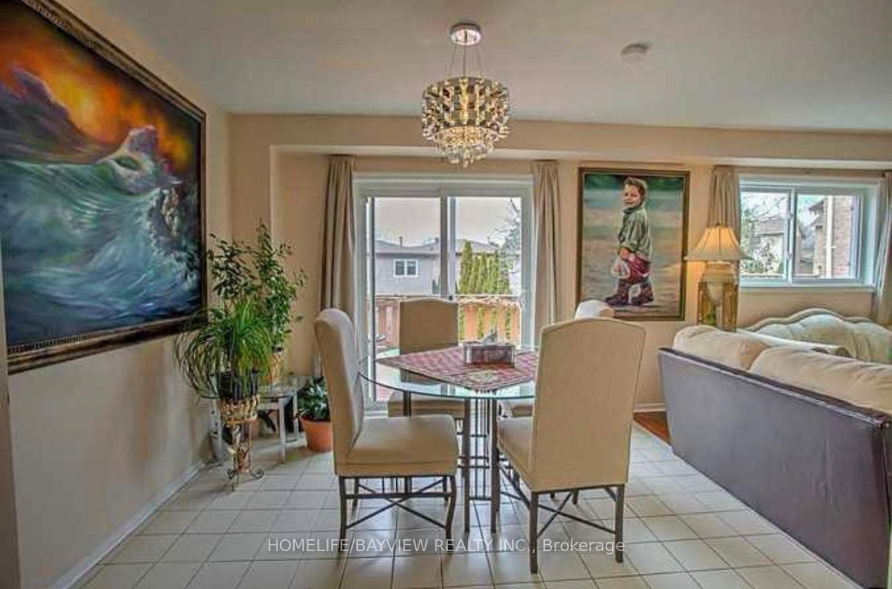 8 Park Lane Circle photo 6