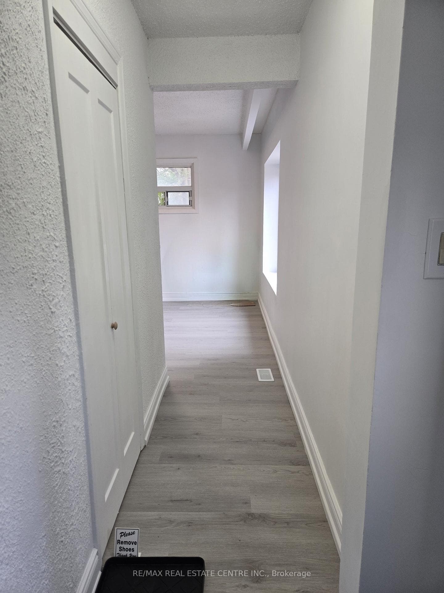 176 Beechgrove Drive photo 1