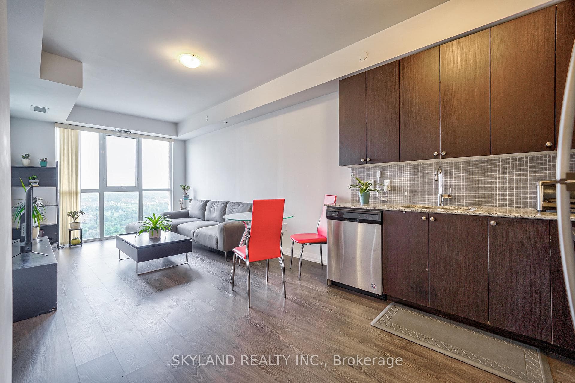 9560 Markham Road Unit 1608 photo 17