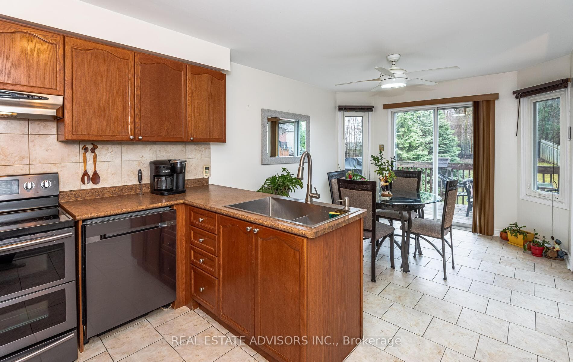 426 Keith Avenue photo 6