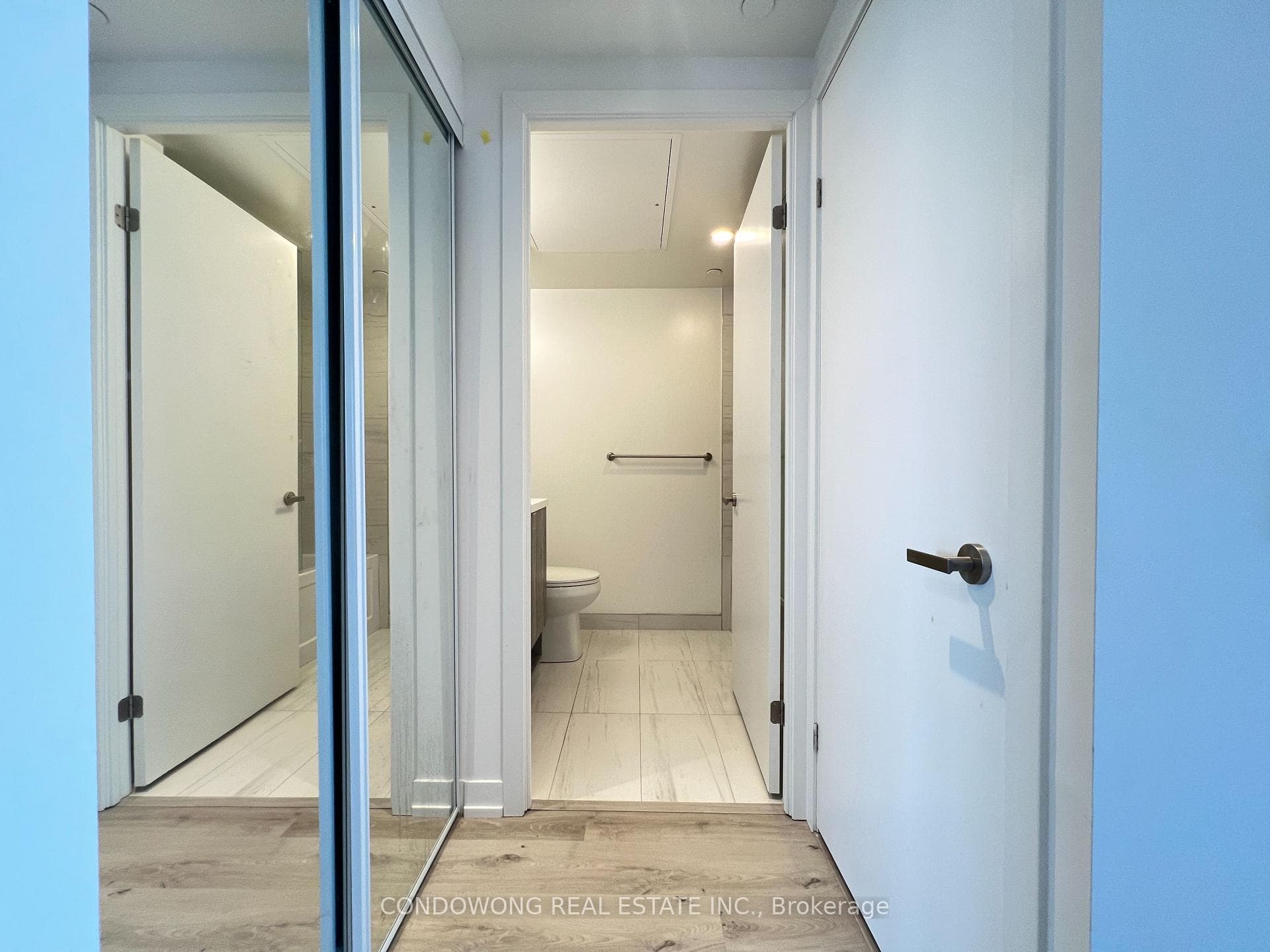138 Downes Street Unit 3505 photo 10