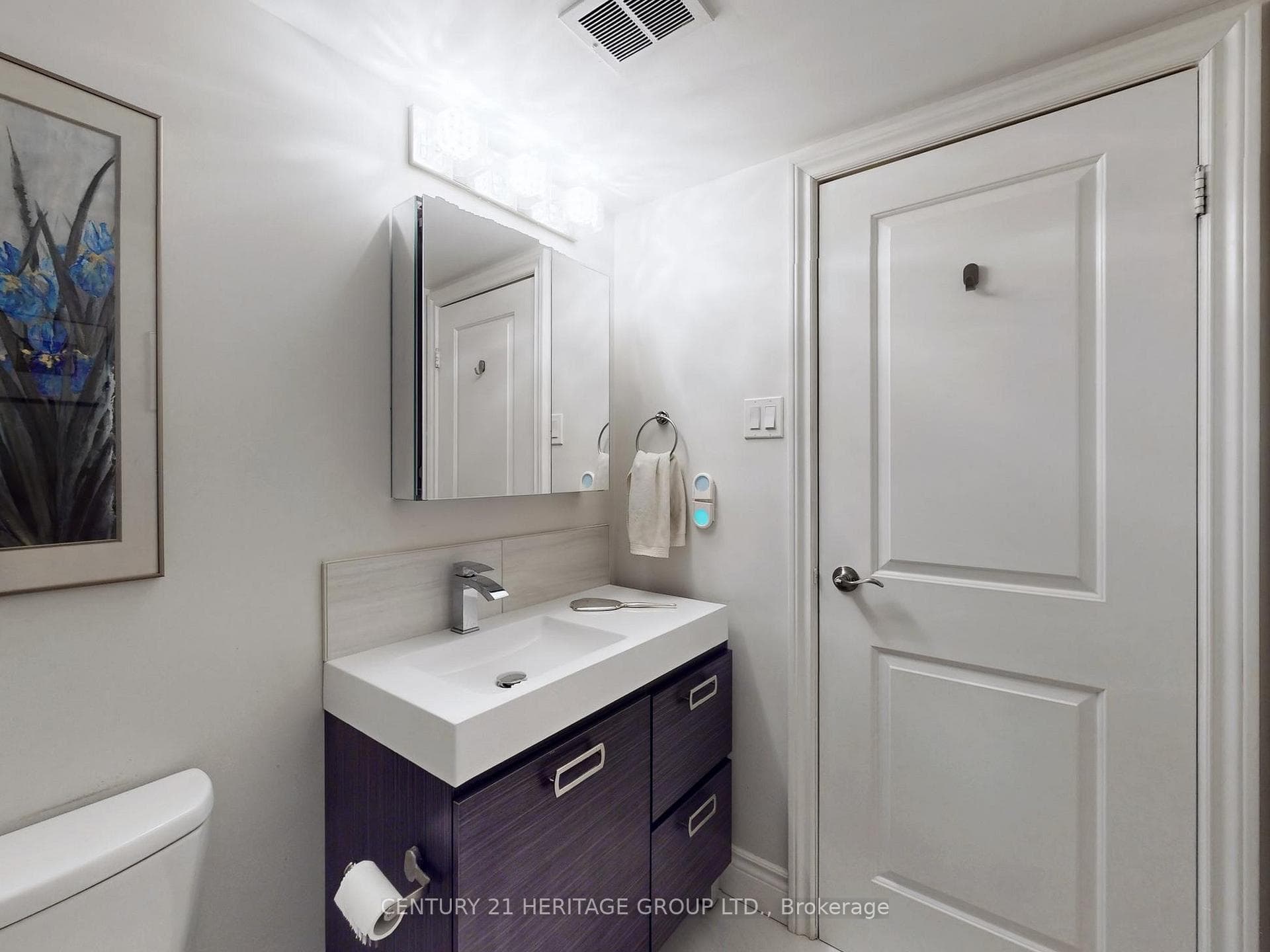 8111 Yonge Street Unit 1605 photo 23